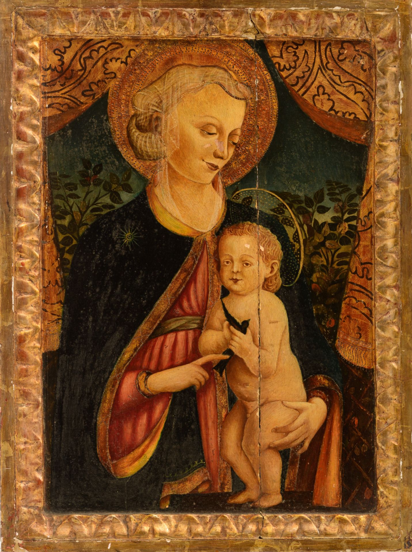 Madonna and Child, in the manner of the Italian Quattrocento, tempera and gold leaves on panel, 51 x
