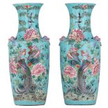 A fine pair of famille rose on turquoise ground vases, paired with Fu-lion head handles, 19thC, H 62