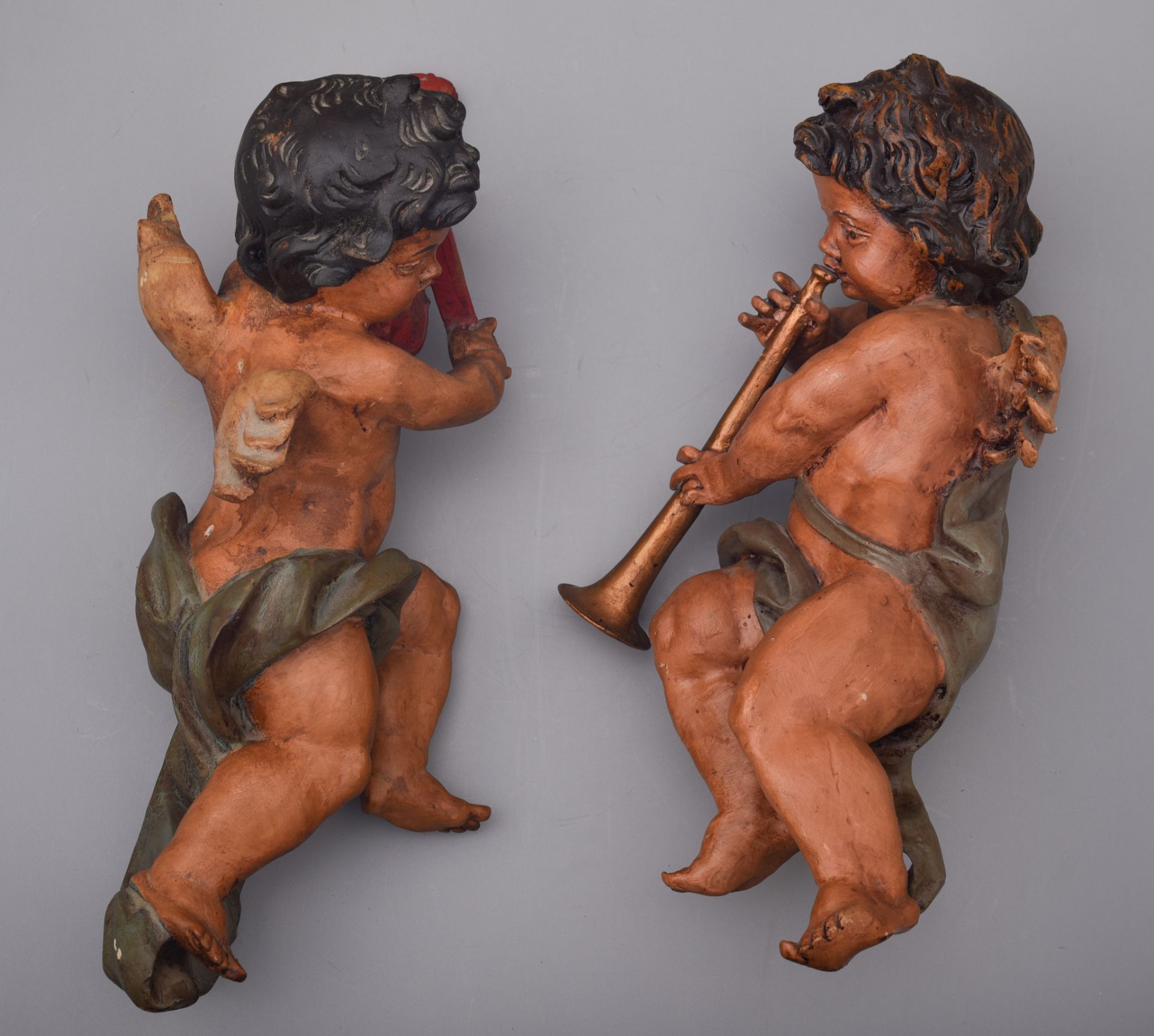 (T) A pair of decorative music playing angels, 20thC, H 55 cm - Bild 7 aus 10