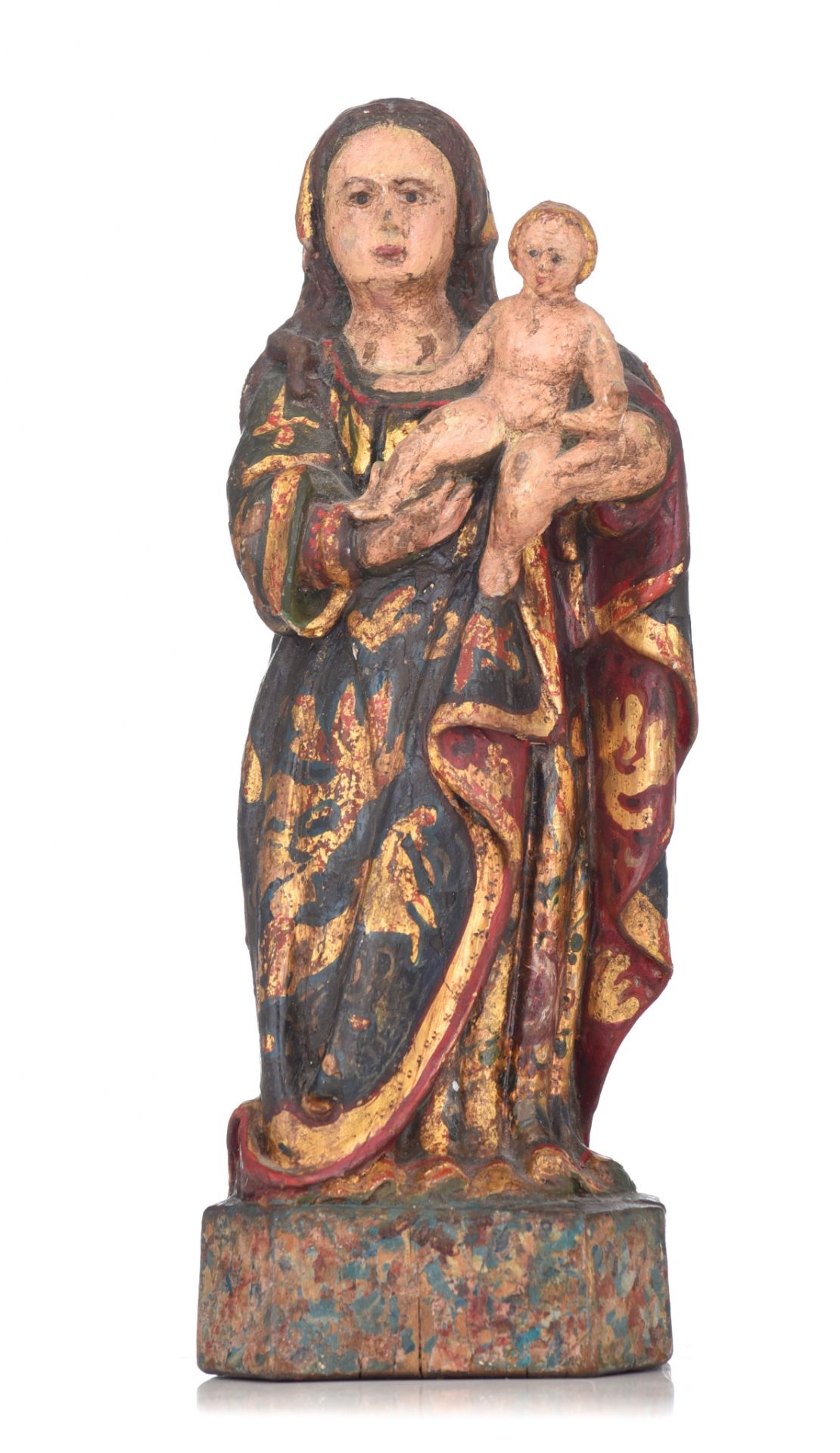 A polychrome and gilt painted walnut Madonna and Child, 17thC, Spain, H 23,5 cm