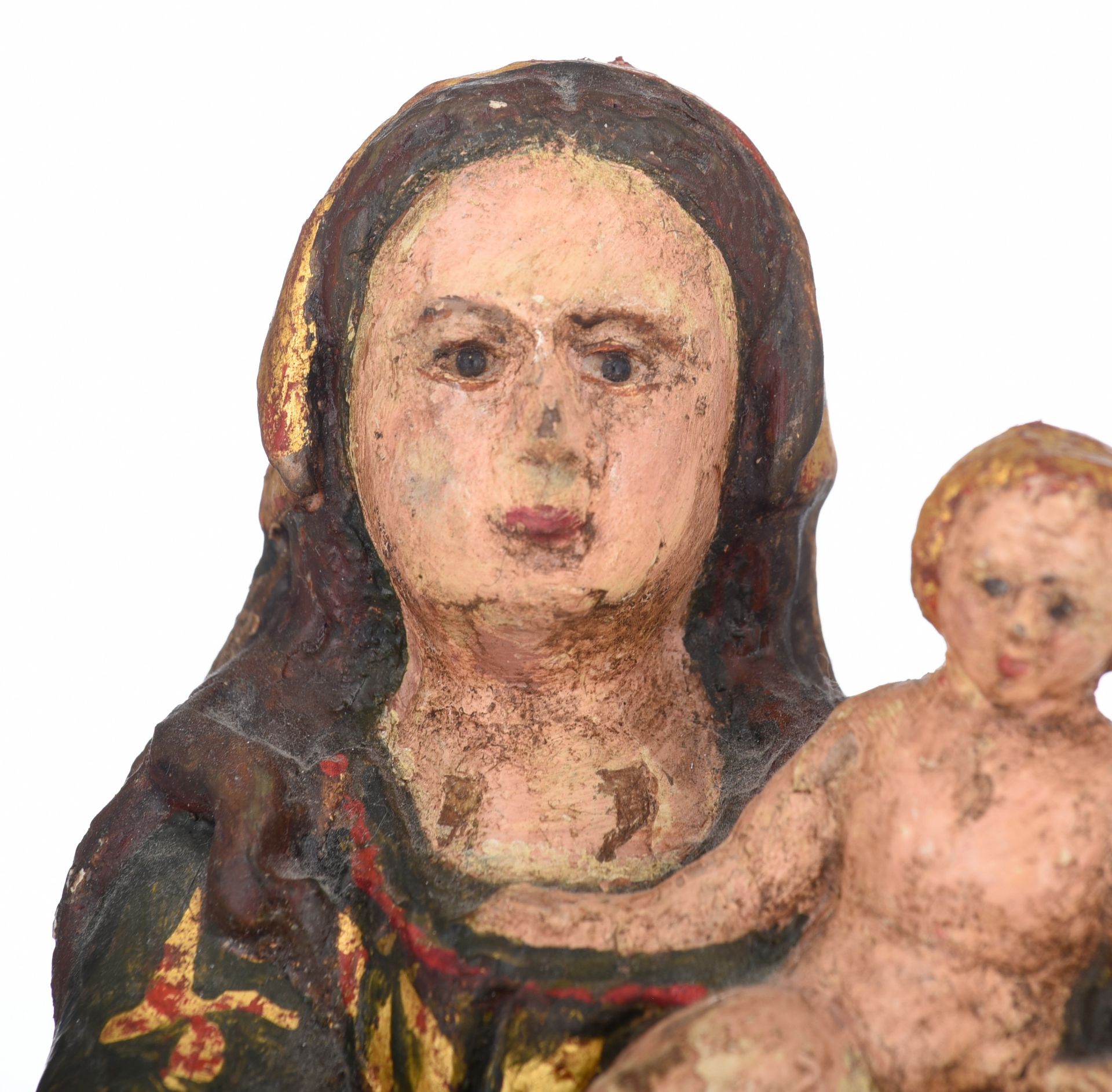 A polychrome and gilt painted walnut Madonna and Child, 17thC, Spain, H 23,5 cm - Image 7 of 11