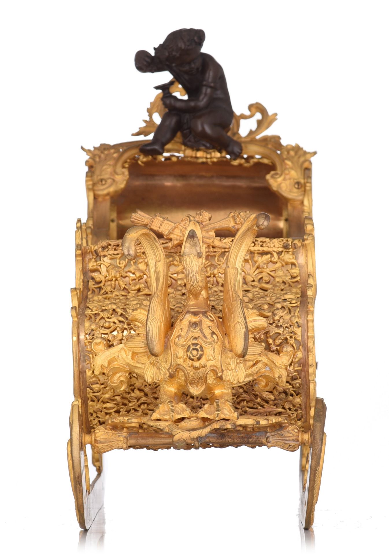 A fine gilt and patinated bronze Russian Rococo style miniature sledge, with onyx plaques, H 31 - W - Image 5 of 9