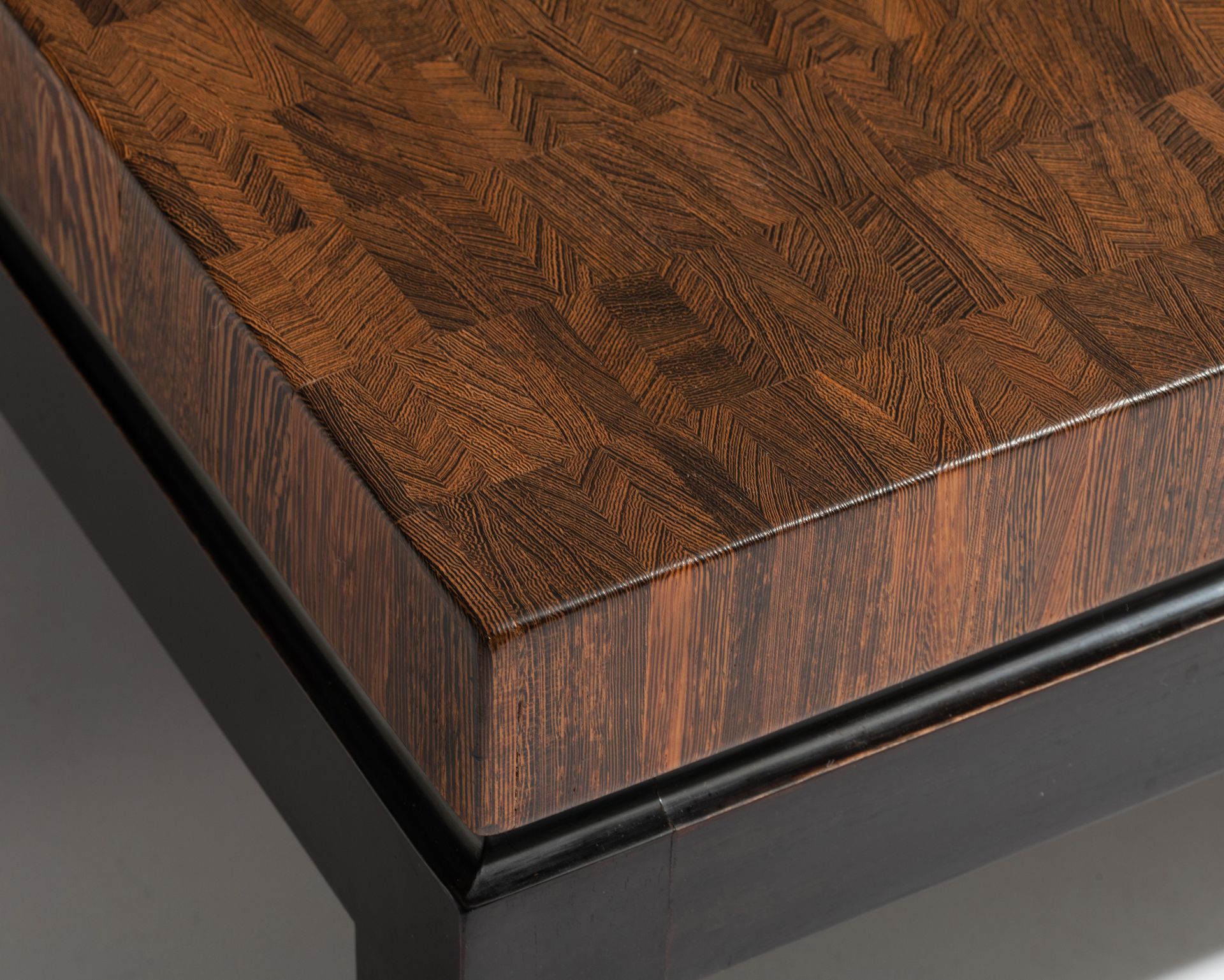 A wenge coffee table, designed by Jules Wabbes, Mobilier Universel, H 36,5 - W 123 - D 78 cm - Image 11 of 15