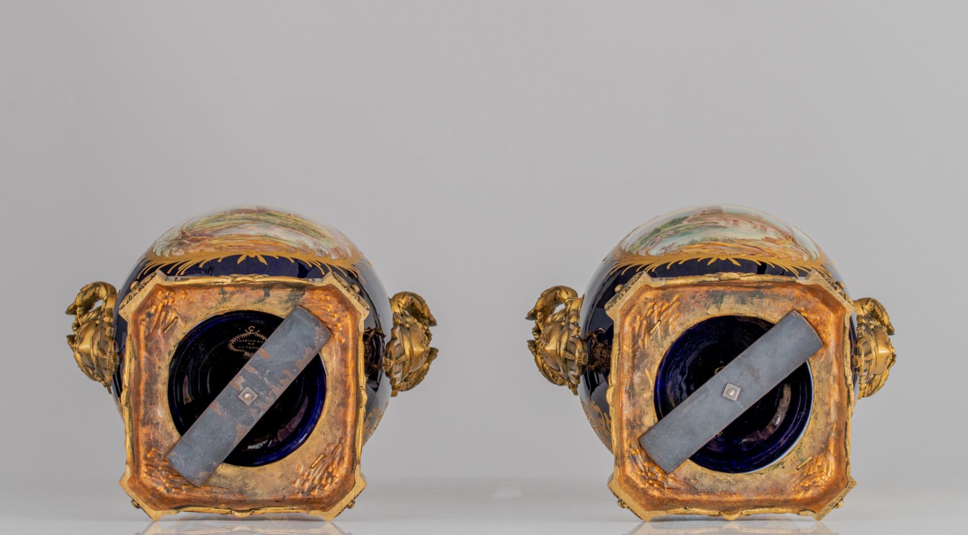 A three-piece SËvres type garniture set, with hand-painted roundels, H 34 - 59 cm - Image 11 of 13