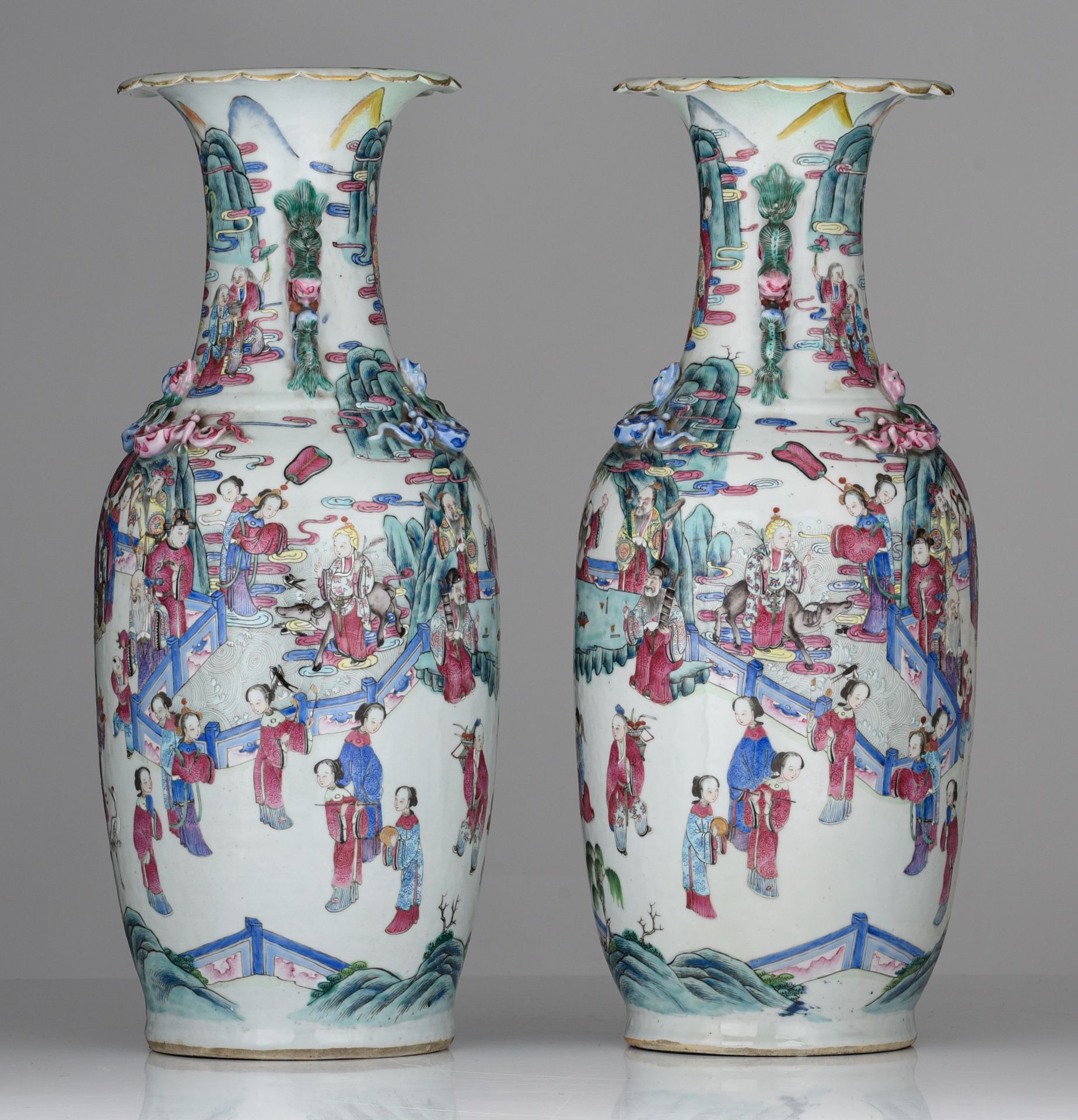 A pair of Chinese famille rose 'banquet' vases, 19thC, H 63,5 cm - Image 5 of 7
