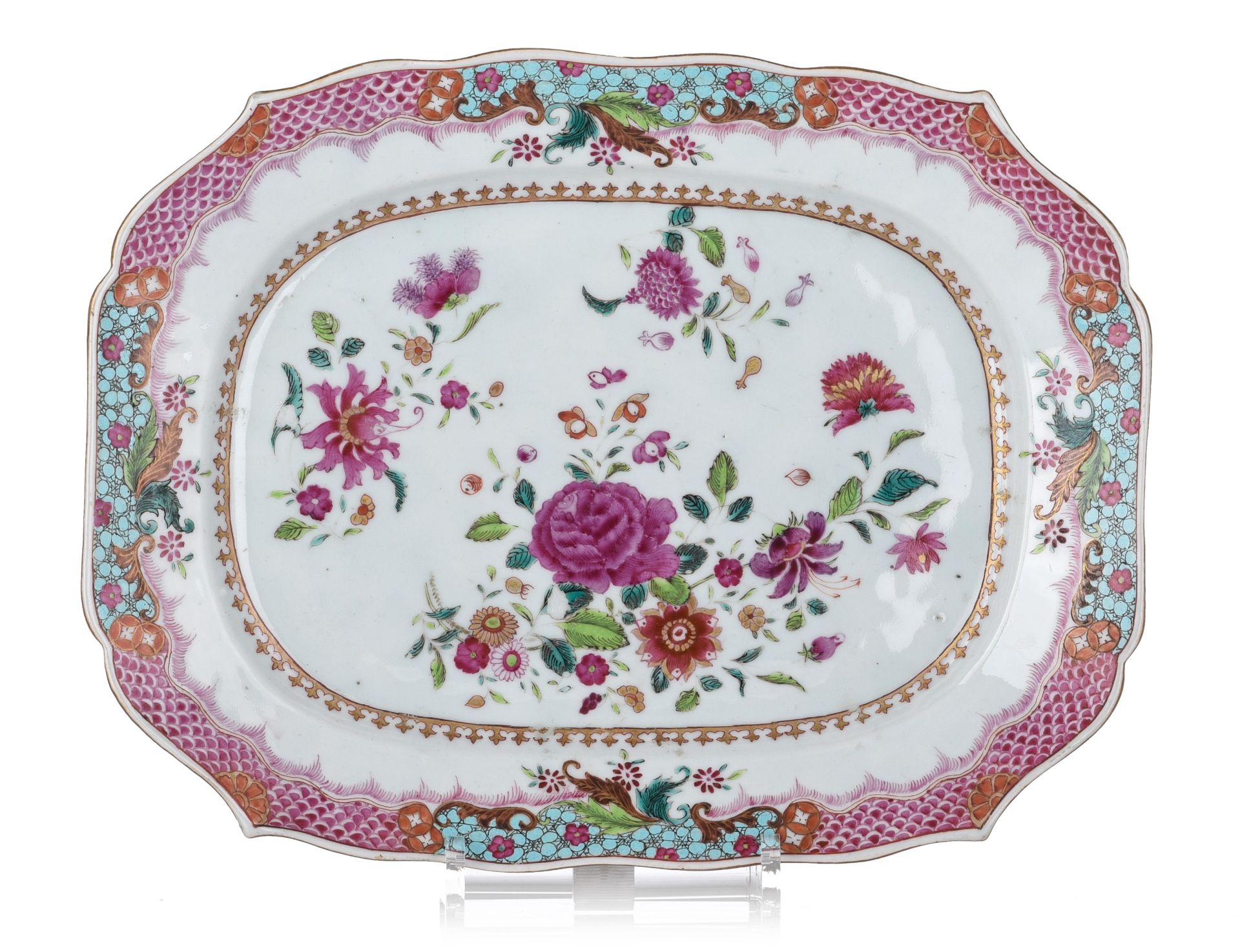 A collection of fine Chinese famille rose export porcelain dishes and a plate, 18thC, largest dimens - Image 8 of 10