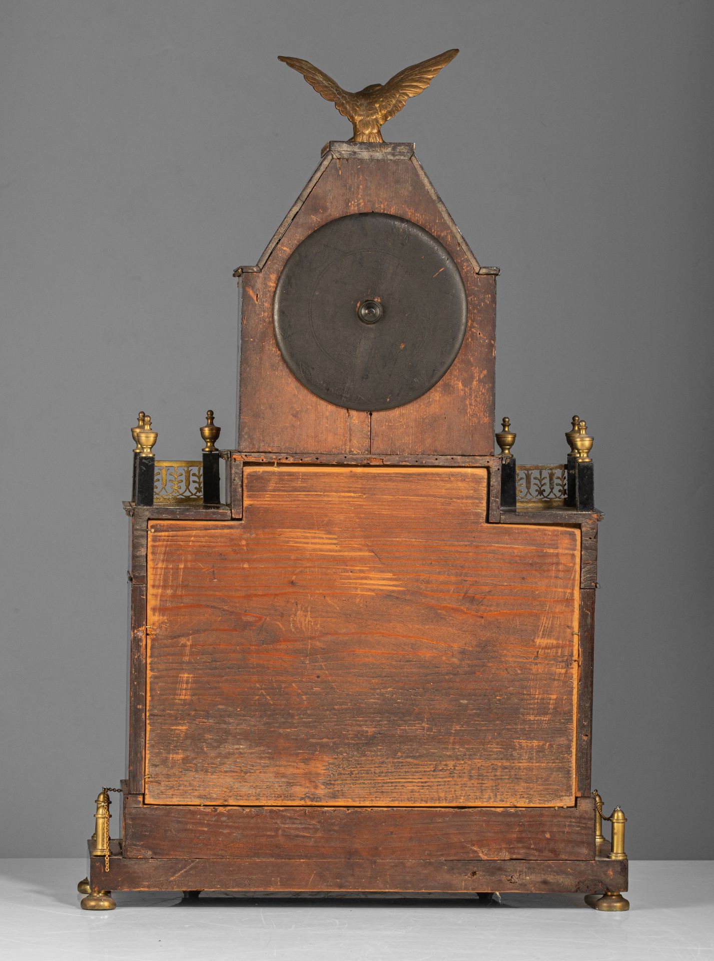 A Viennese Biedermeier mantle clock, 19thC, H 66 - W 41 cm - Image 5 of 6