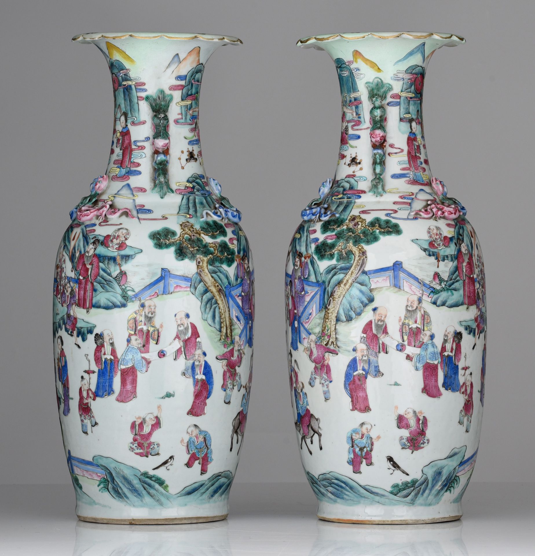 A pair of Chinese famille rose 'banquet' vases, 19thC, H 63,5 cm - Image 3 of 7