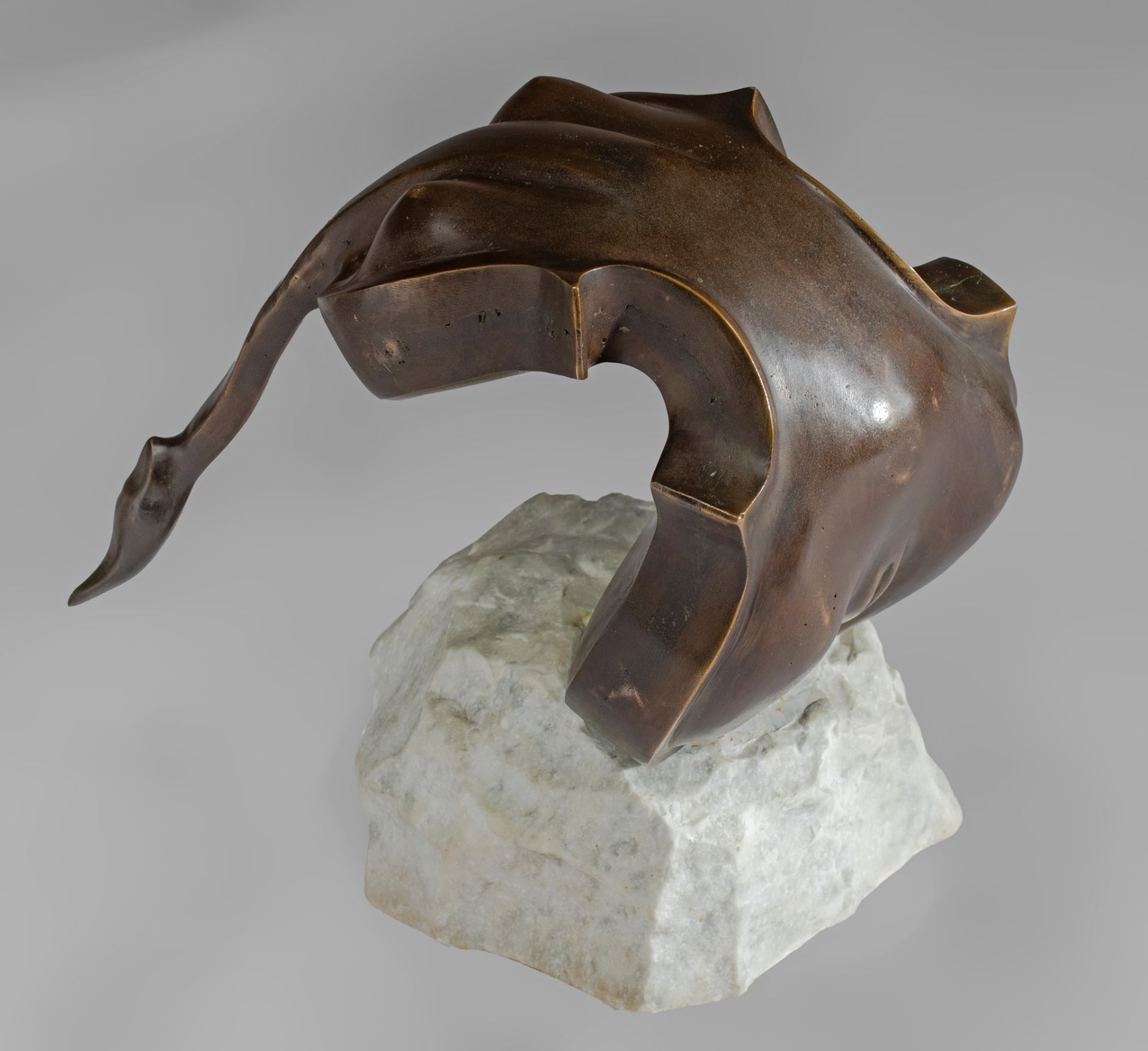 Deller, anthropomorphic violin, N∞ 4/6, patinated bronze on a Carrara marble rock, H 30 cm - Bild 2 aus 6