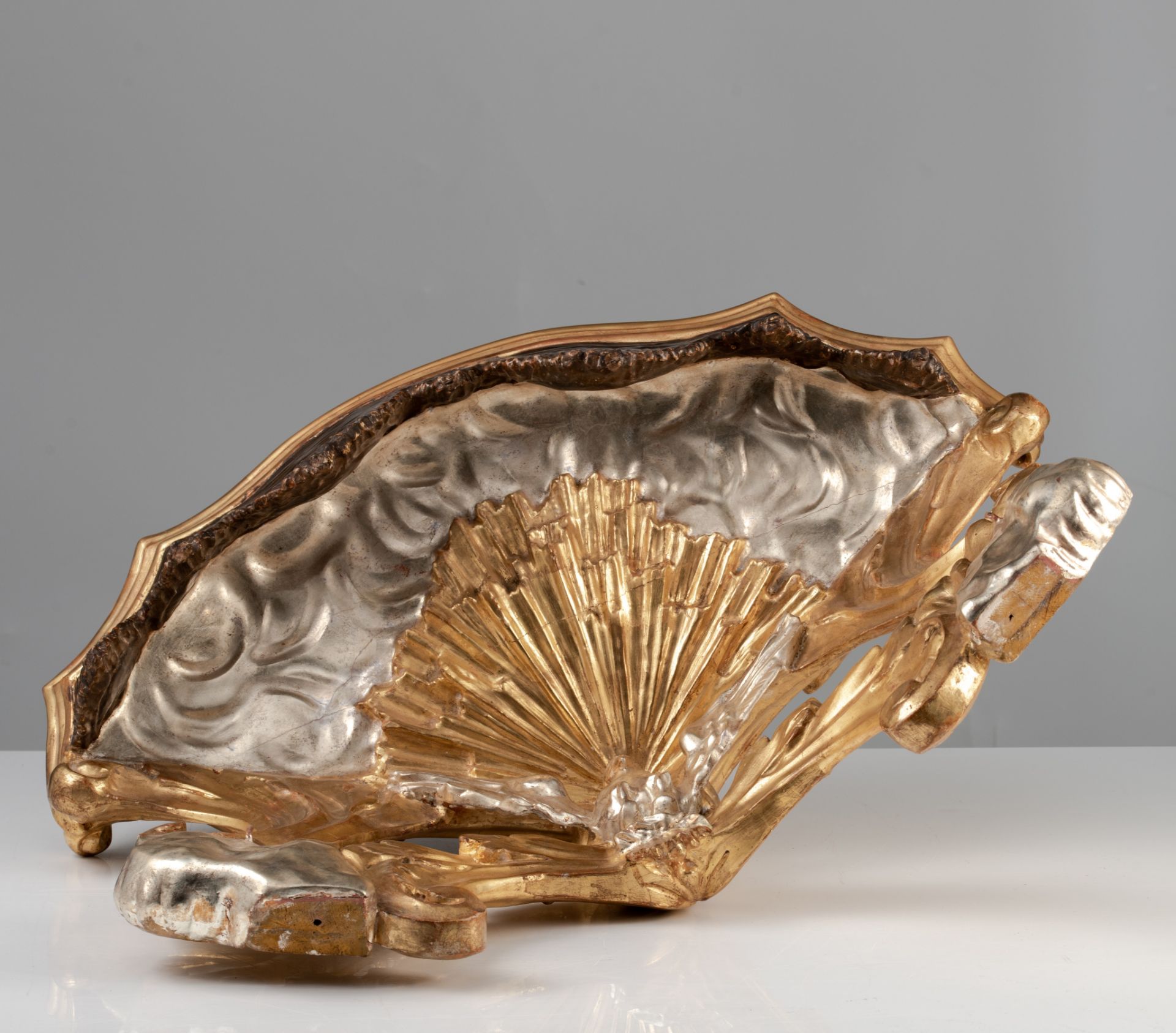 A gilt and silver wooden baldachin with the dove of the Holy Spirit, 18thC, H 50 - W 63 cm - Image 6 of 14