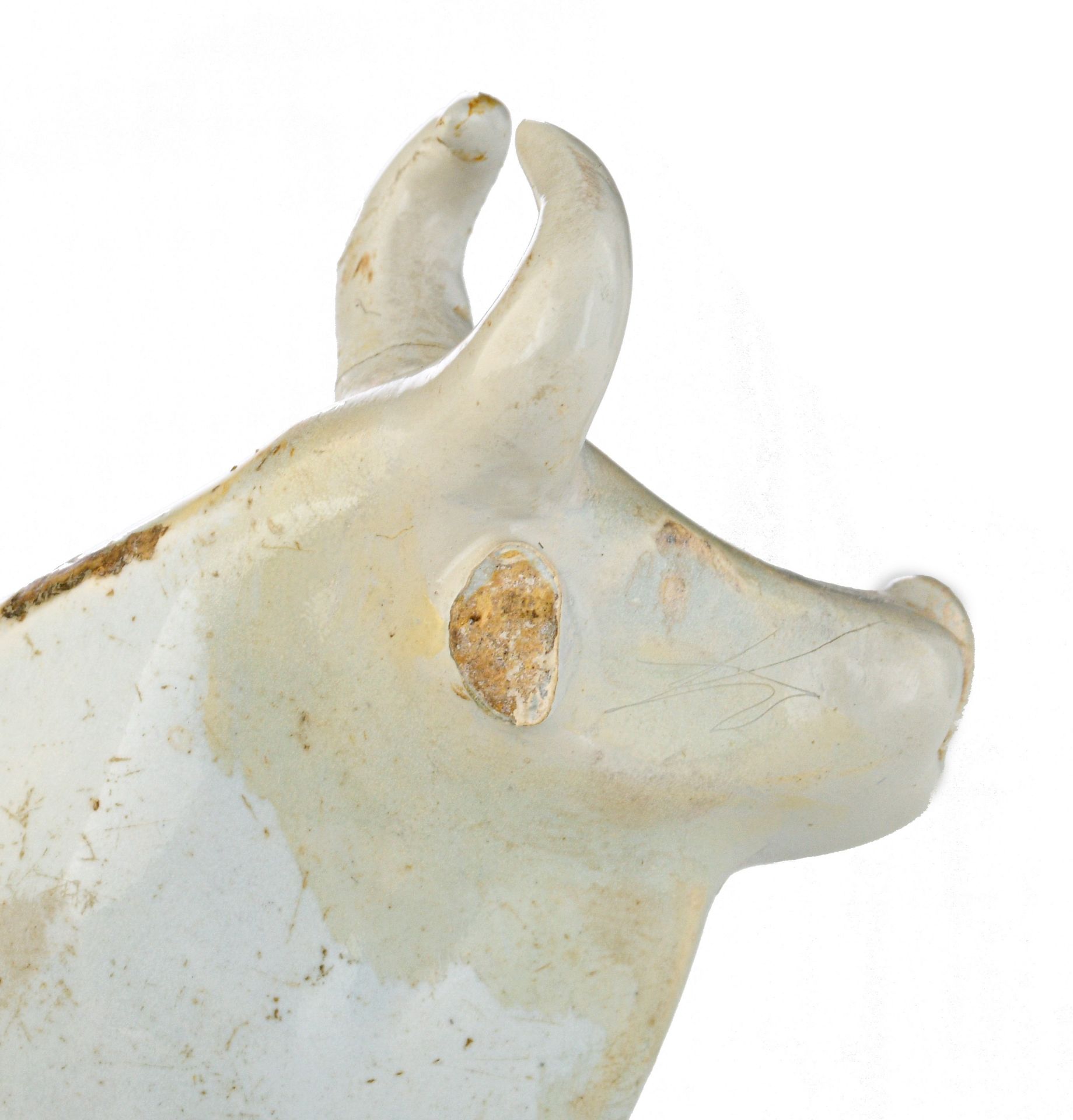 (BIDDING ONLY ON CARLOBONTE.BE) A rare pair of white Delft figures of cows, 18thC, marked Geertruy V - Image 16 of 16