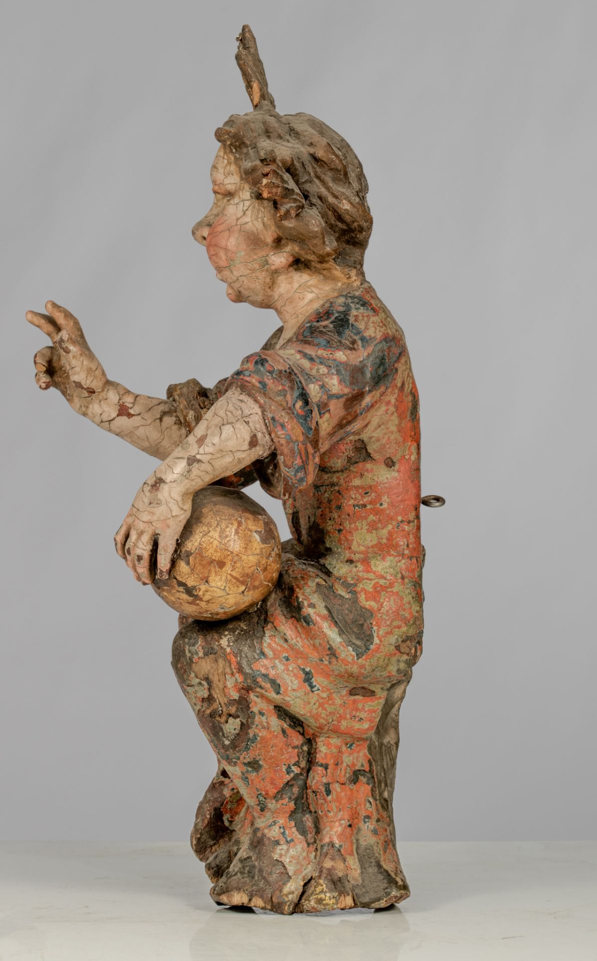 A polychrome painted sculpture of the Salvator Mundi, 17thC, H 40,5 cm - Image 4 of 11