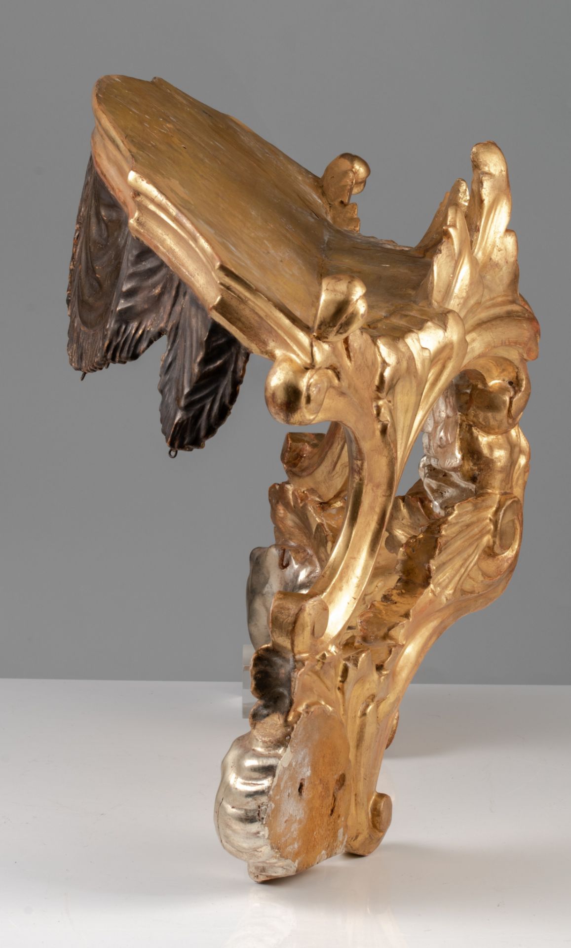 A gilt and silver wooden baldachin with the dove of the Holy Spirit, 18thC, H 50 - W 63 cm - Image 3 of 14