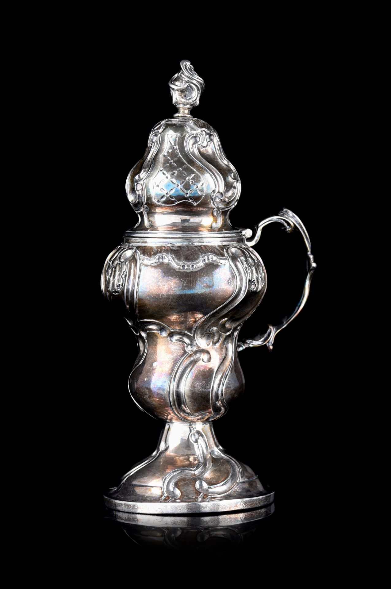 An 18thC silver mustard pot, hallmarked Oudenaarde, total weight: ca 230 g, H 17 cm