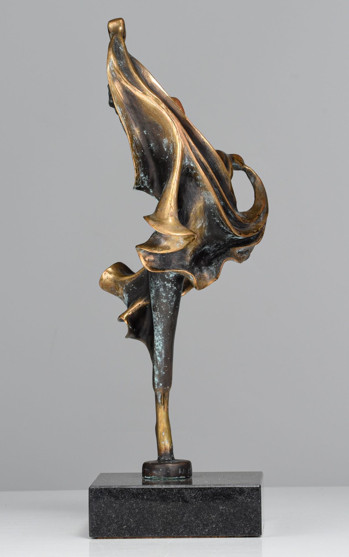 Avi Kenan (1951), untitled, 1983, N∞ 5/50, patinated bronze on a granite base, H 54 - 60 cm (without - Image 6 of 7