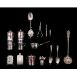 A collection of silver and silvered objects, total weight: 630g, H 5 - 20,5 cm