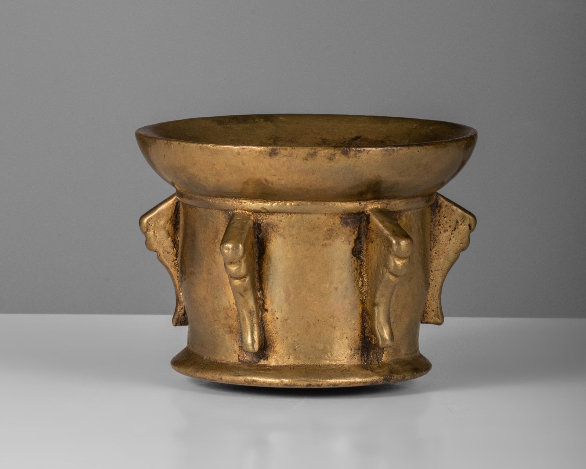 (BIDDING ONLY ON CARLOBONTE.BE) A 17thC Spanish bronze mortar, with matching pestle, and a Baroque b - Image 3 of 13