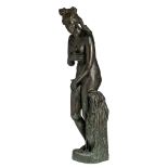 (BIDDING ONLY ON CARLOBONTE.BE) The bathing Venus, after the Antique, patinated metal, H 75 cm