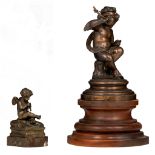 (BIDDING ONLY ON CARLOBONTE.BE) Two patinated bronze Amor figures, H 9,5 - 19 cm