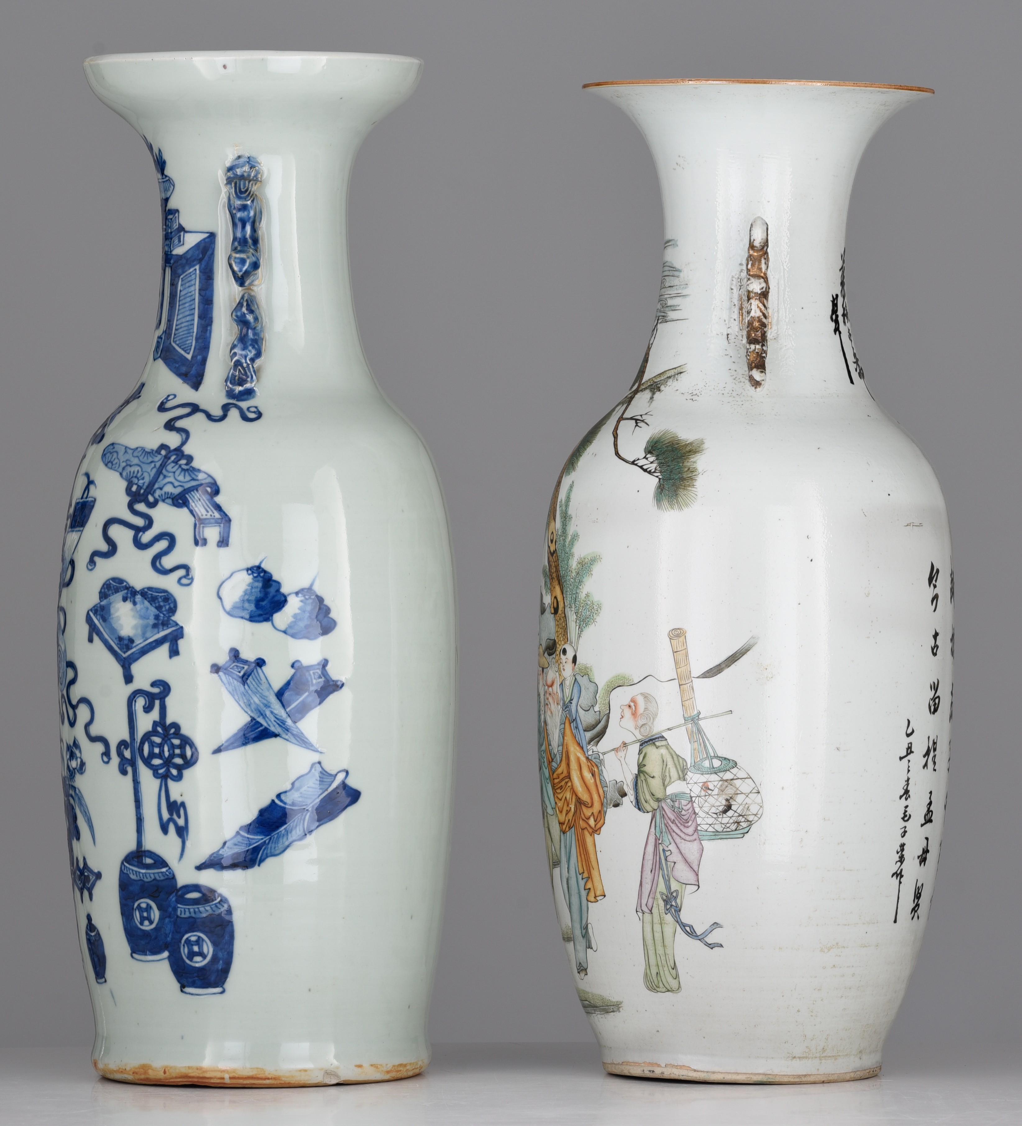 A Chinese famille rose vase, the back with a signed text, Republic period, H 57 cm - and a blue and - Bild 3 aus 7