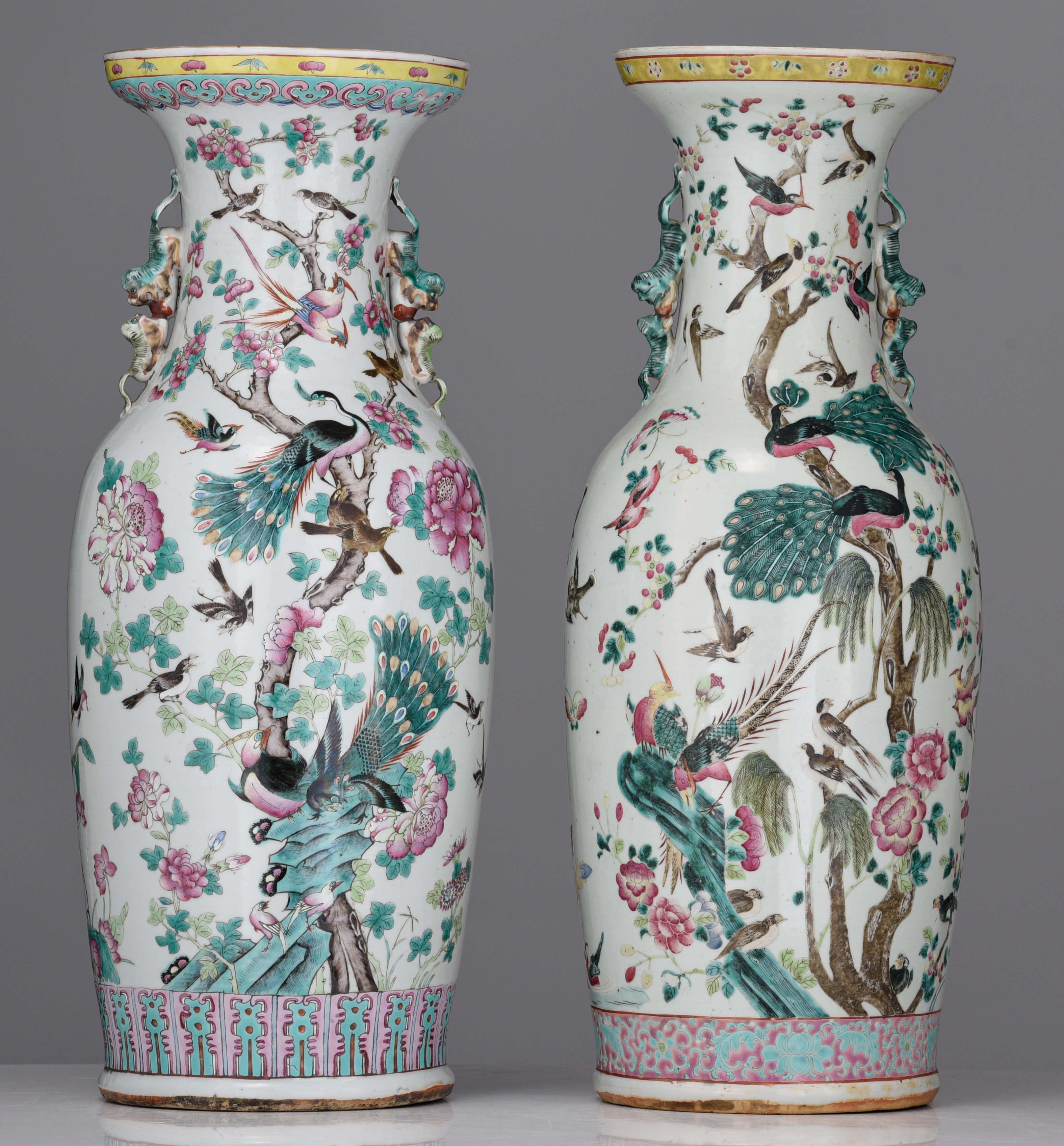 A similar pair of Chinese famille rose 'One Hundred Birds' vases, 19thC, H 62 cm - Image 4 of 7
