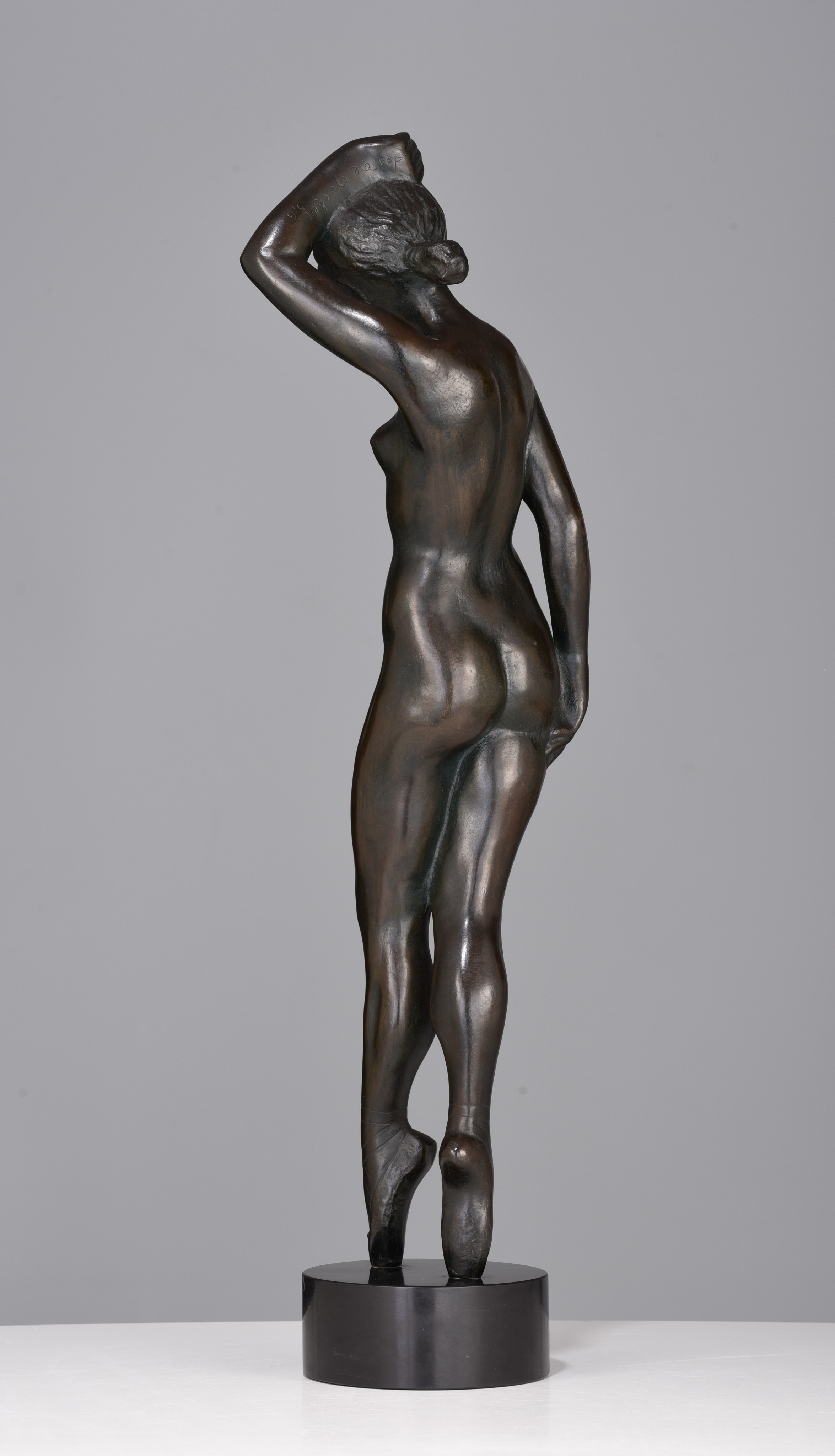 Jos De Decker (1912-2000), ballerina, patinated bronze, on a marble base, H 60,5 cm (+) - Image 5 of 12