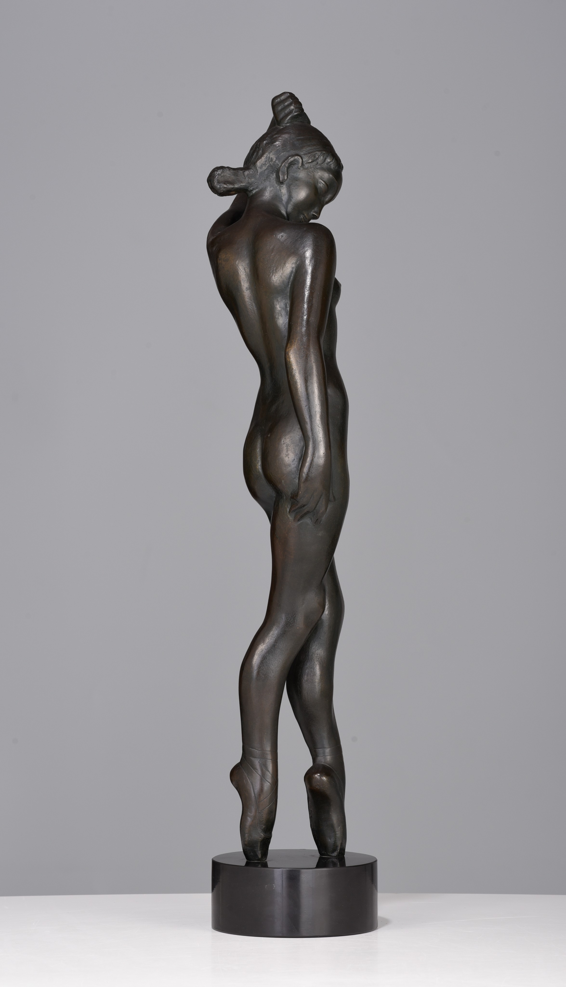 Jos De Decker (1912-2000), ballerina, patinated bronze, on a marble base, H 60,5 cm (+) - Image 7 of 12