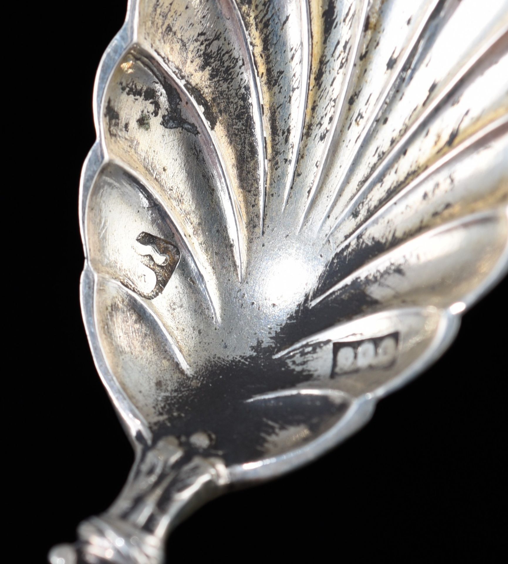 Two silver platters and four salts, Delheid Freres - Belgium, H 4,5 - dia 20 cm, weight: ca 757 g - Image 15 of 25