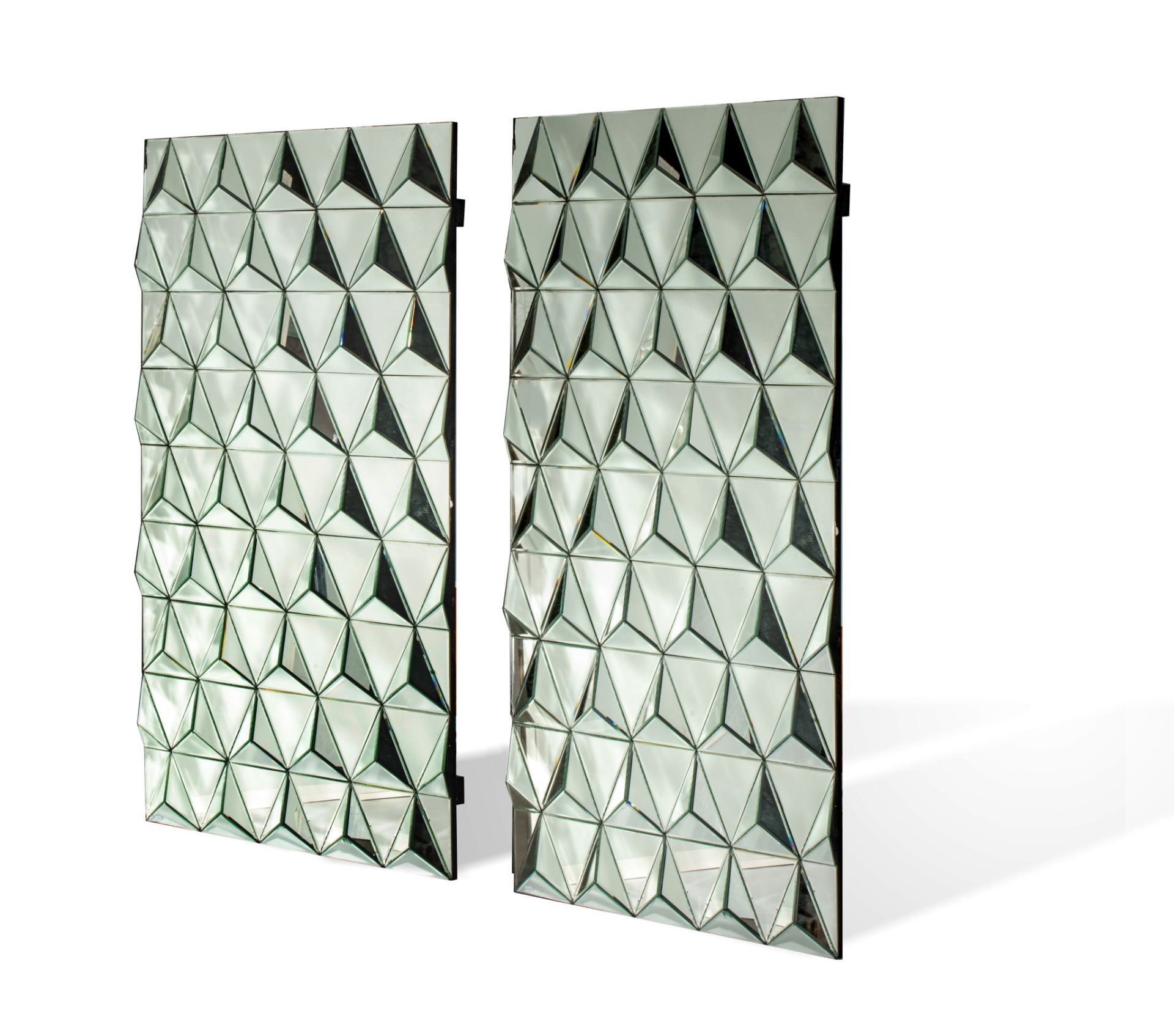 Two design wall mirrors with geometric diamond pattern, 96,5 x 151 - 100 x 157 cm