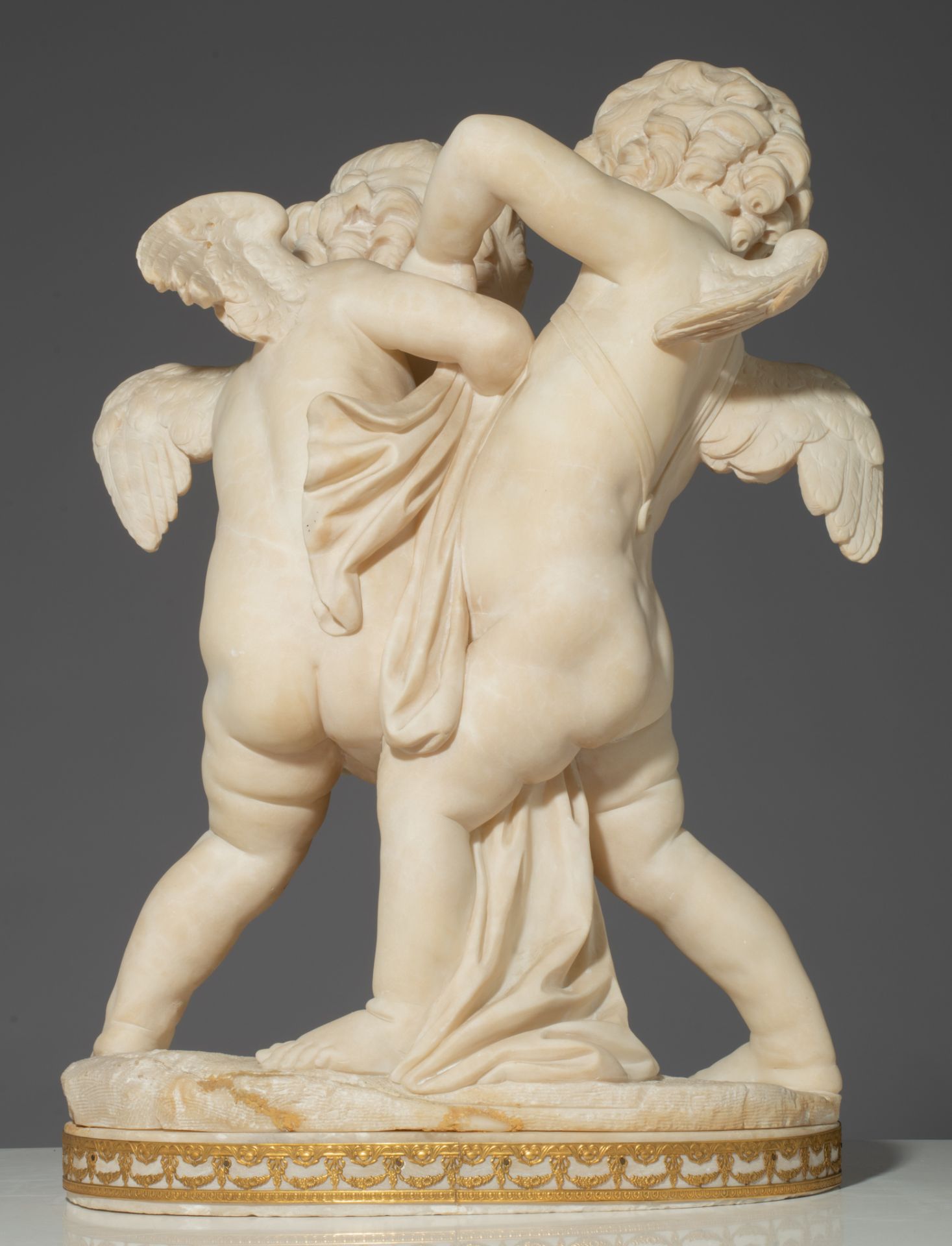 After Etienne Maurice Falconet (1716-1791), 'Bataille d'Amour', Carrara marble, H 70 - W 48 cm - Image 6 of 10