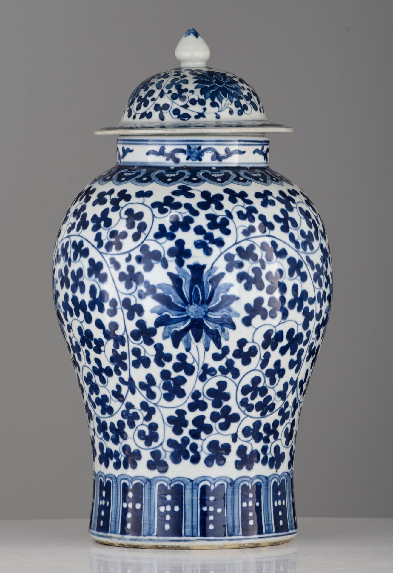 Two Chinese blue and white 'Scrolling lotus' baluster vases and cover, 19thC, H 49 - 51 cm - Image 4 of 15