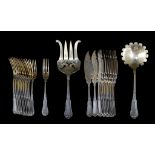 A Wolfers silver and vermeil fish cutlery, Brussels (1892-1942), 800/000, total weight ca 1677 g