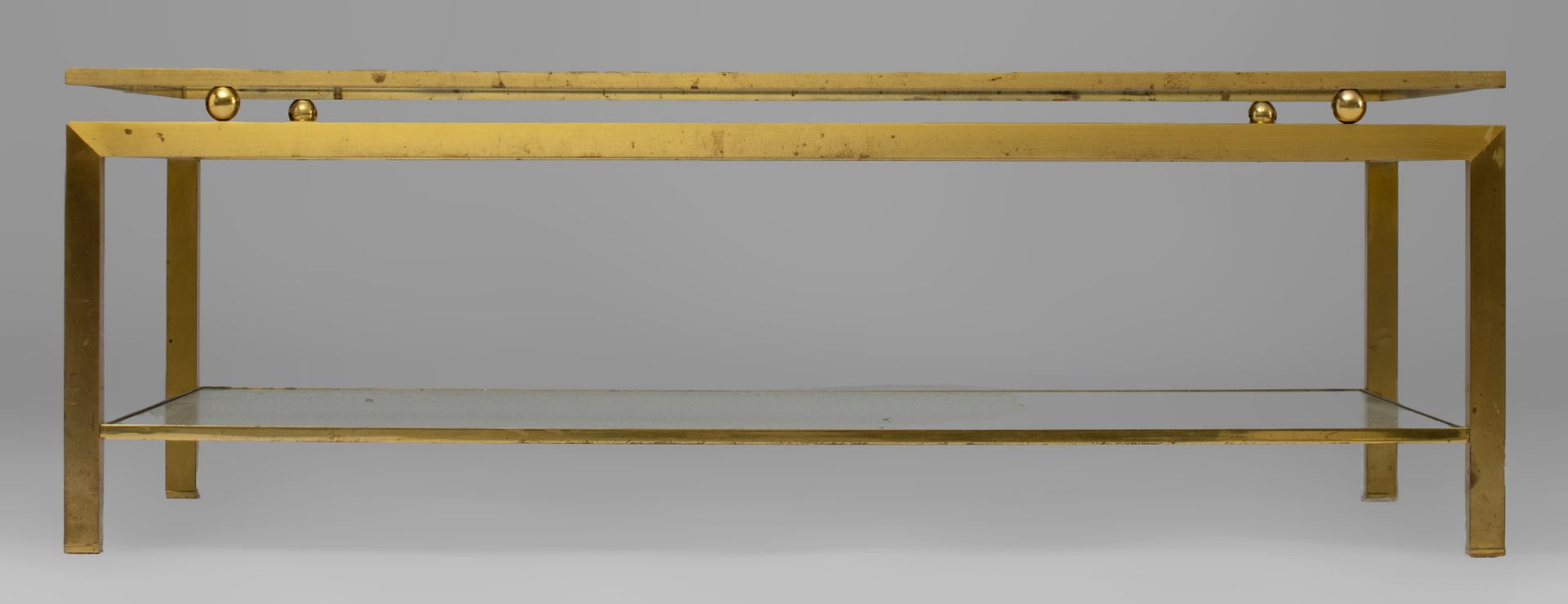 A vintage polished brass and glass coffee table by Maison Jansen, H 40 - W 120 - D 80 cm - Image 2 of 5