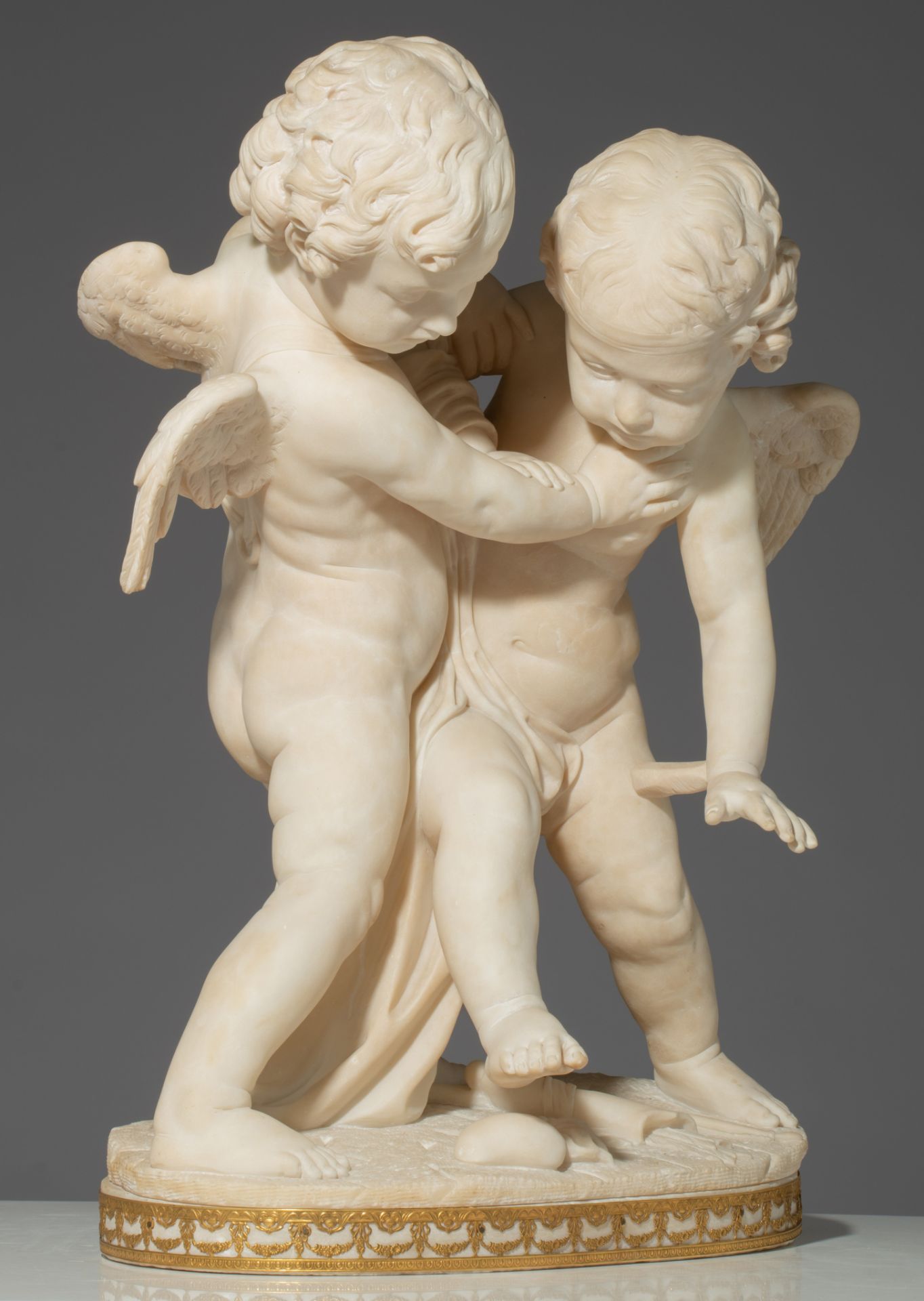 After Etienne Maurice Falconet (1716-1791), 'Bataille d'Amour', Carrara marble, H 70 - W 48 cm - Image 3 of 10