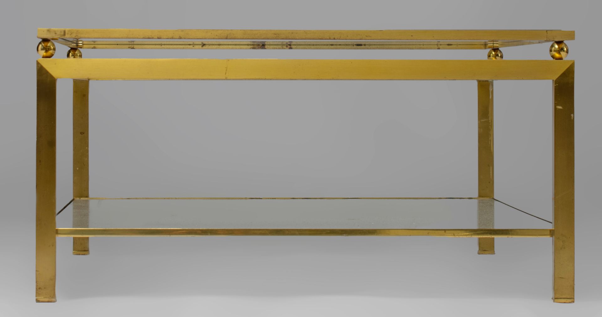 A vintage polished brass and glass coffee table by Maison Jansen, H 40 - W 120 - D 80 cm - Image 3 of 5