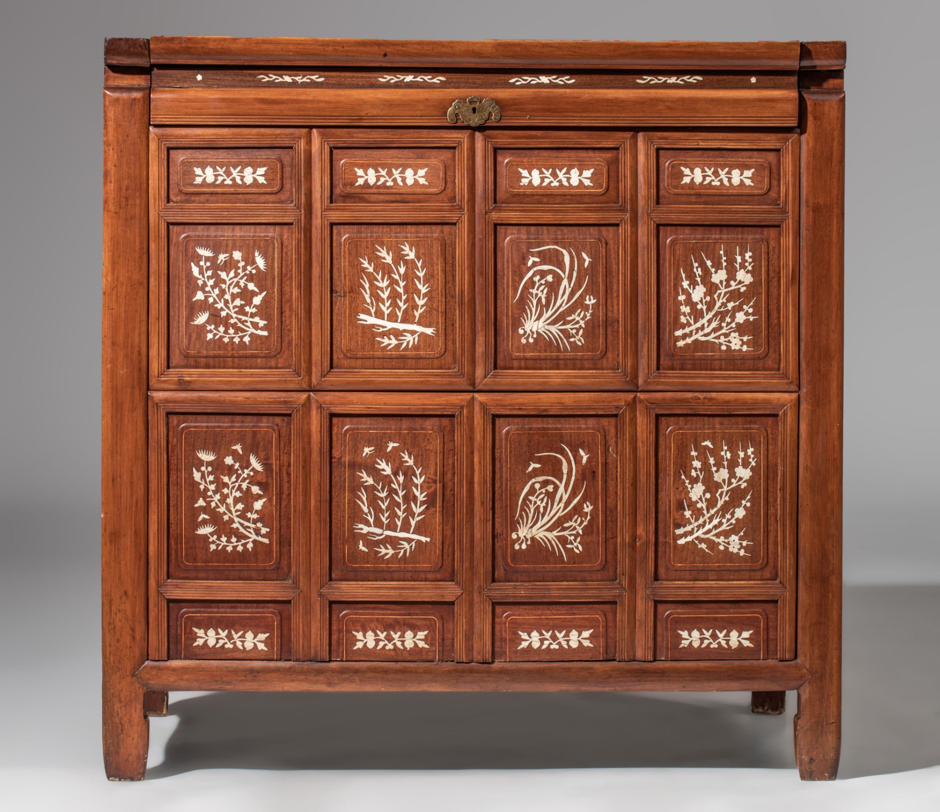 A Chinese assembled hardwood chest, 95 x 67 - H 95 cm - Image 3 of 7
