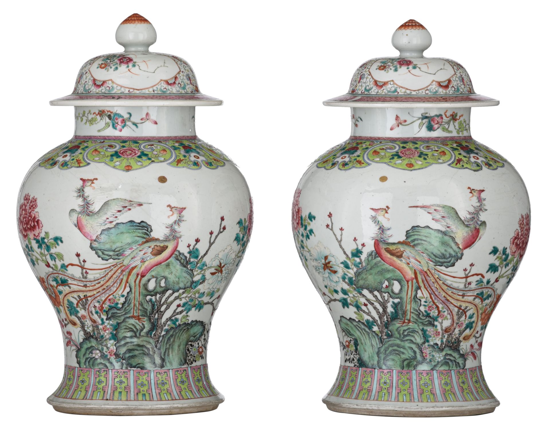 A fine pair of Chinese famille rose 'Phoenix' covered vases, 19thC, H 44,5 cm