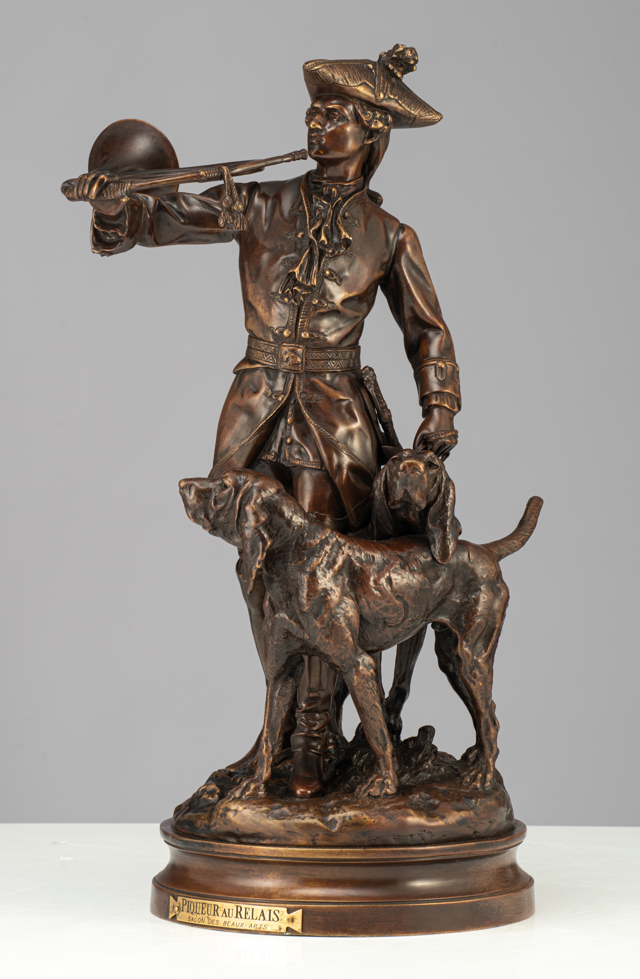 Hippolyte Moreau, 'Piqueur au Relais', patinated bronze, H 50 cm - Image 2 of 8