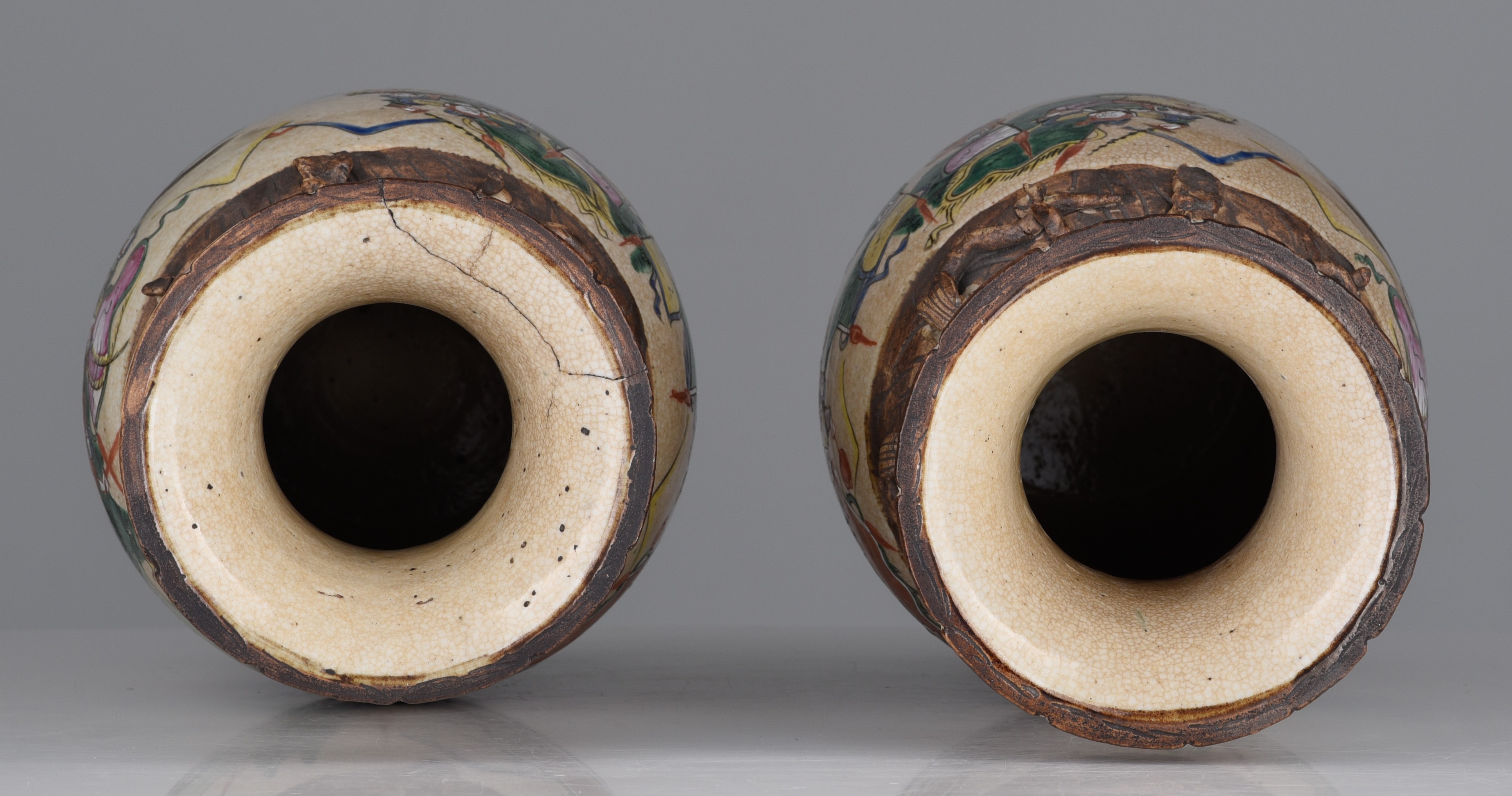 A pair of Chinese Nanking famille rose stoneware vases, 19thC, H 44 cm - Image 6 of 7