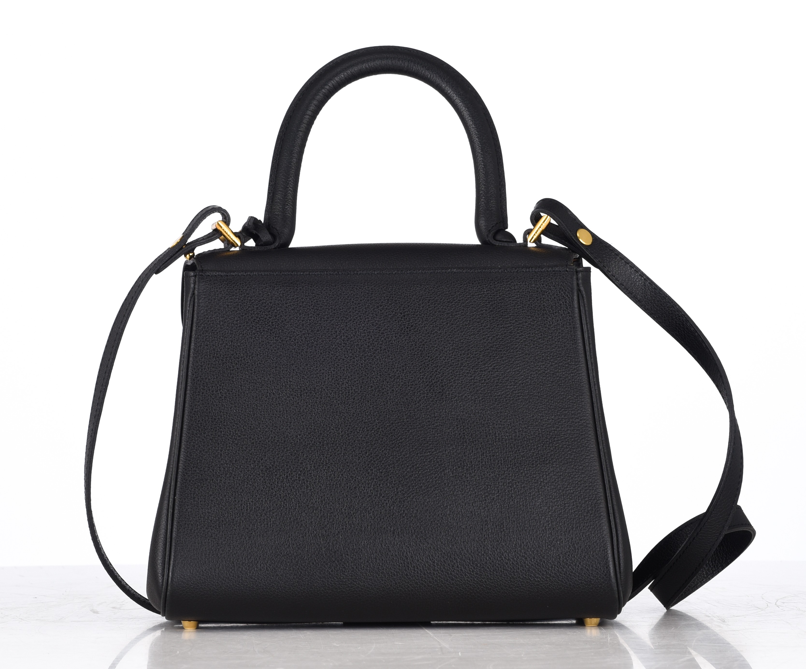 A black leather Delvaux Brillant PM handbag with a gilt buckle, H 19 - W 24 - D 14 cm - Image 3 of 4