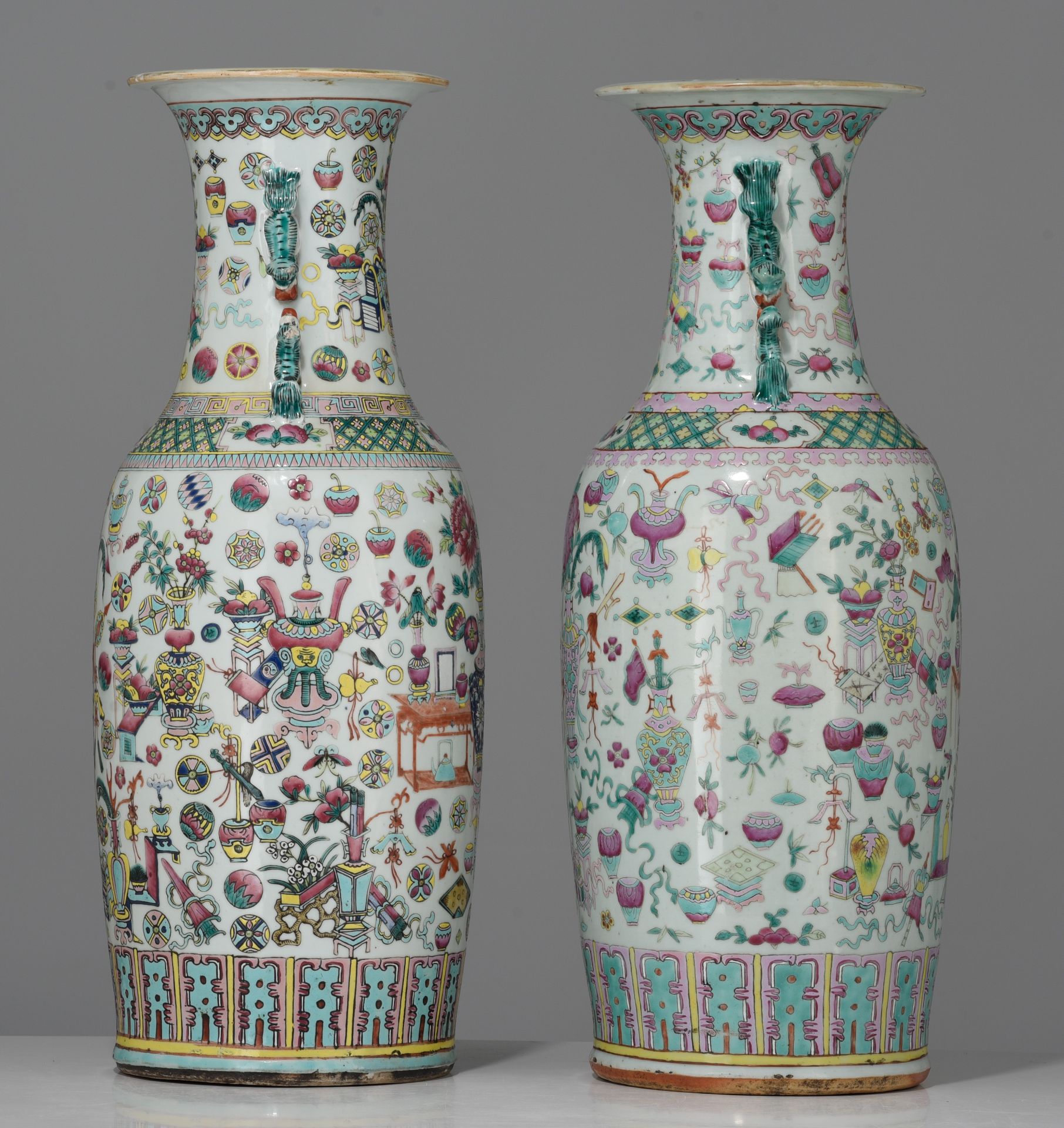 Two Chinese famille rose 'One Hundred Antiquities' vases, 19thC, H 58 cm - Image 3 of 7