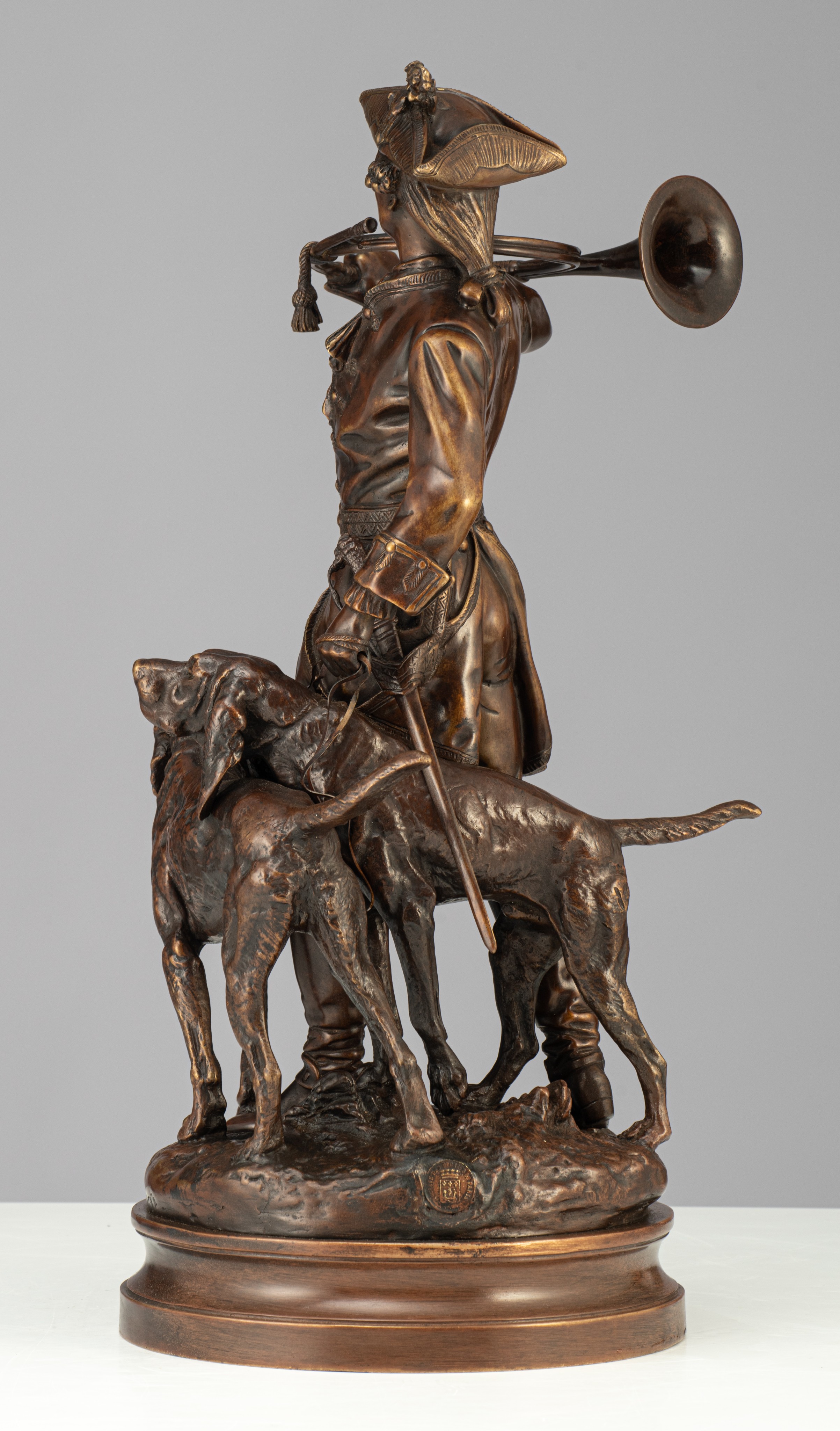 Hippolyte Moreau, 'Piqueur au Relais', patinated bronze, H 50 cm - Image 3 of 8