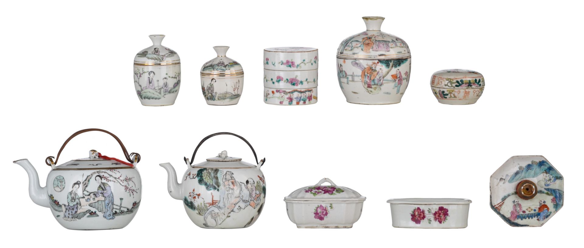 A collection of Chinese Republic period Qianjiangcai and famille rose pots and boxes, 19thC/20thC, T