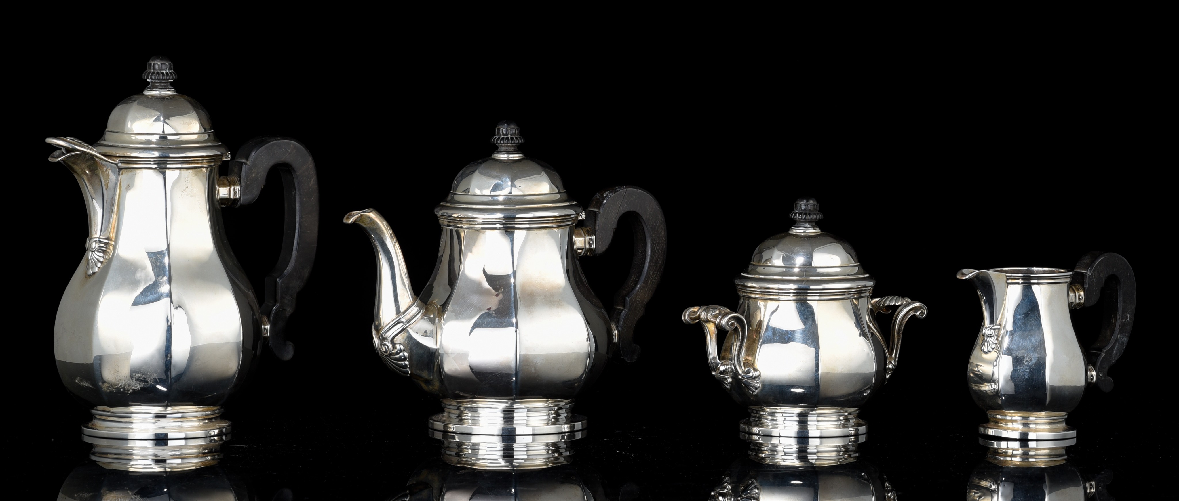 A Baroque Revival silver four-part coffee and tea set, with a matching tray, weight: 3373 g - Image 2 of 14