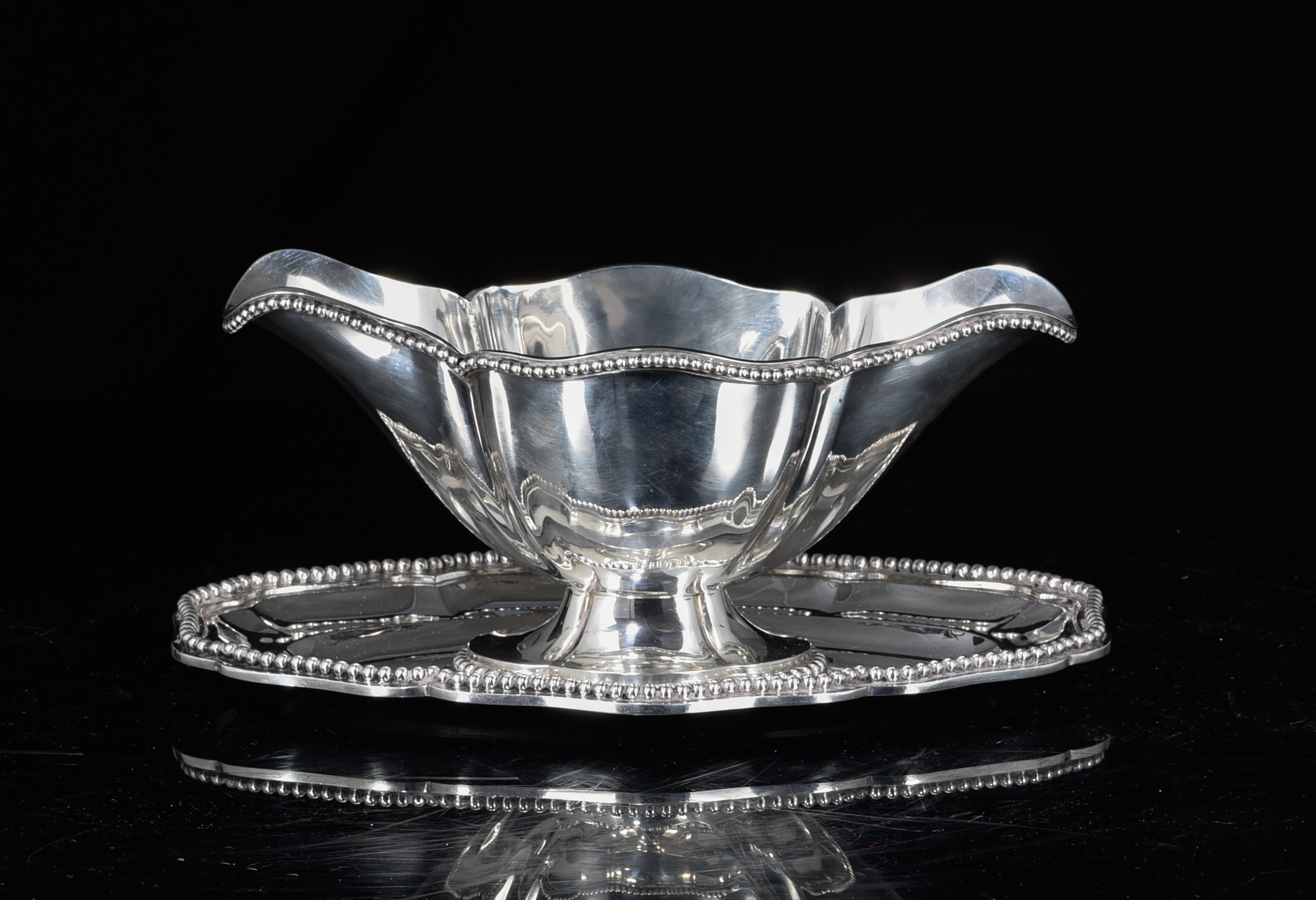 A collection of silverware, model perle, maker's mark AC, 835/000, total weight: ca 5515 g - Image 5 of 20