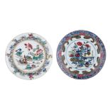 Two Chinese famille rose export porcelain dishes, 18thC, dia. 22,5 - 23,5 cm