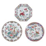Three Chinese famille rose export porcelain plates, 18thC, dia. 29 - 35 cm
