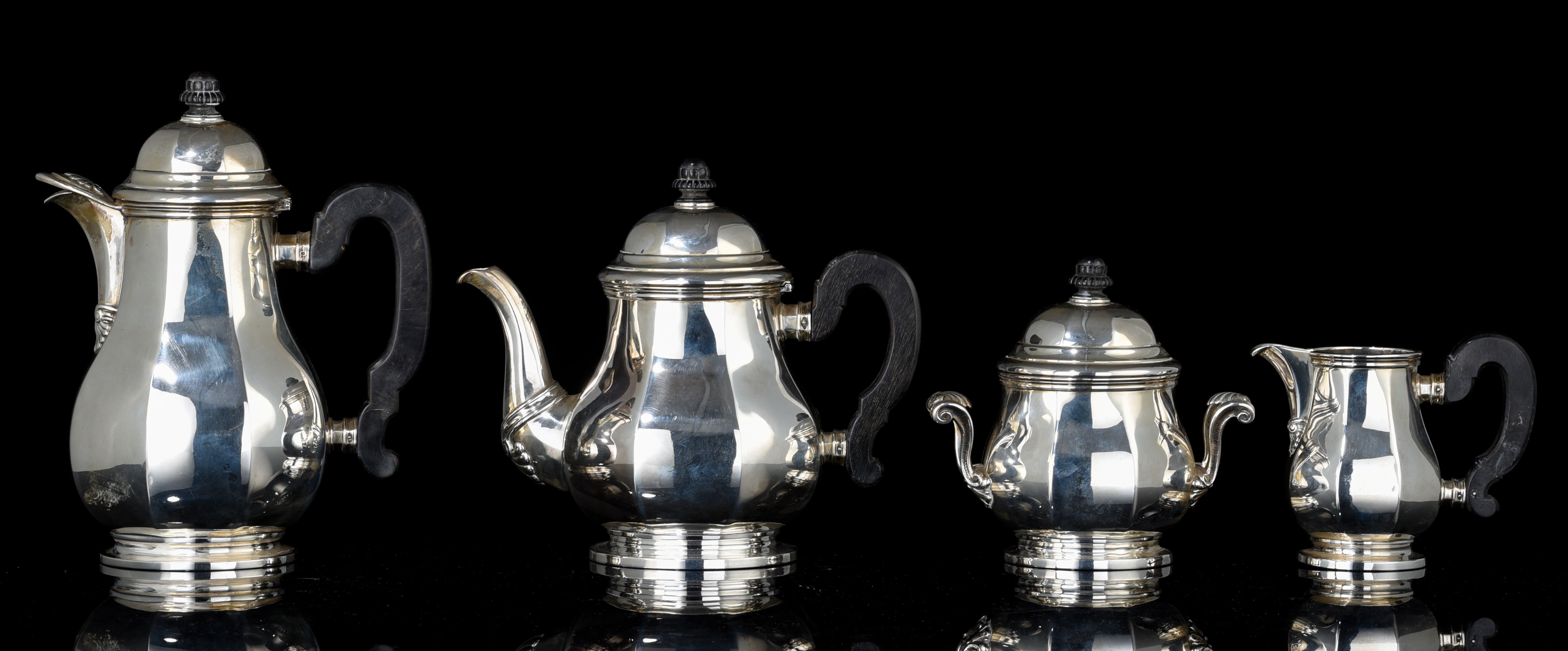 A Baroque Revival silver four-part coffee and tea set, with a matching tray, weight: 3373 g - Image 3 of 14