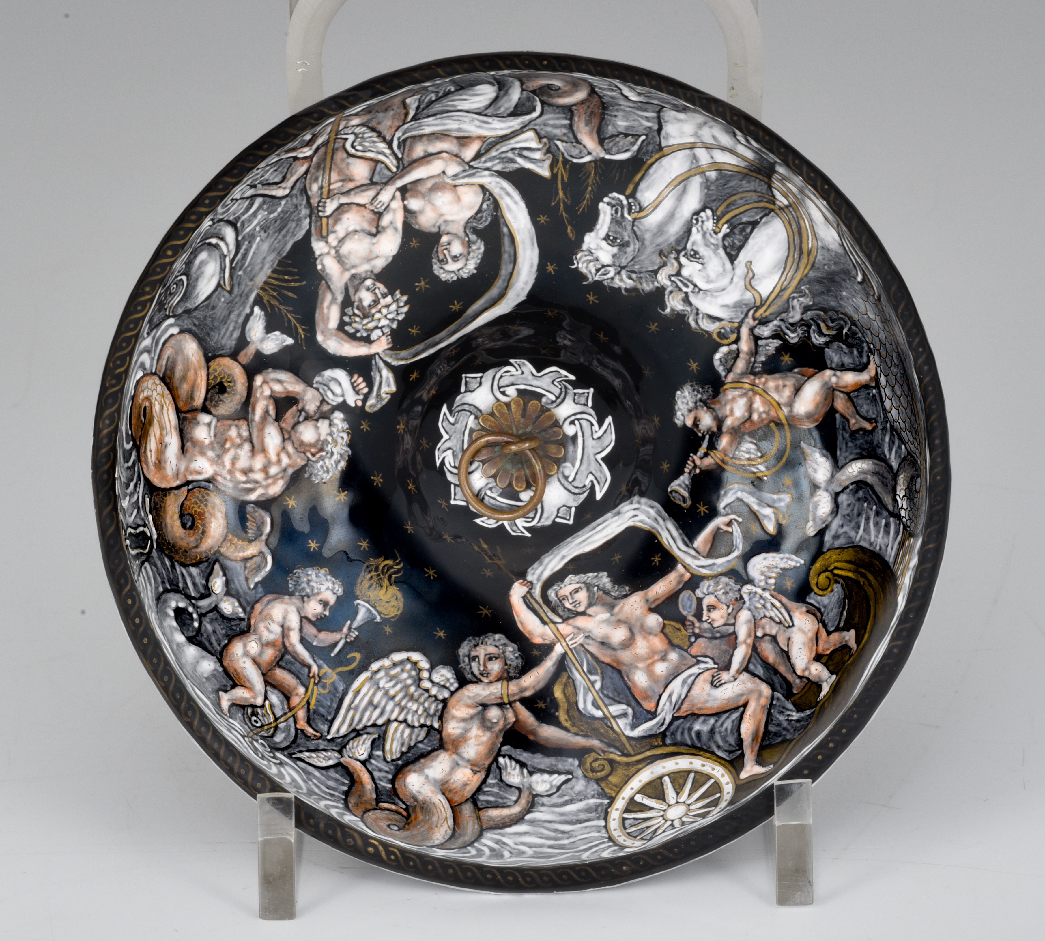 A Limoges enamel tazza with cover, depicting Neptune, presumably 16thC, on copper, H 26 cm - Bild 8 aus 15