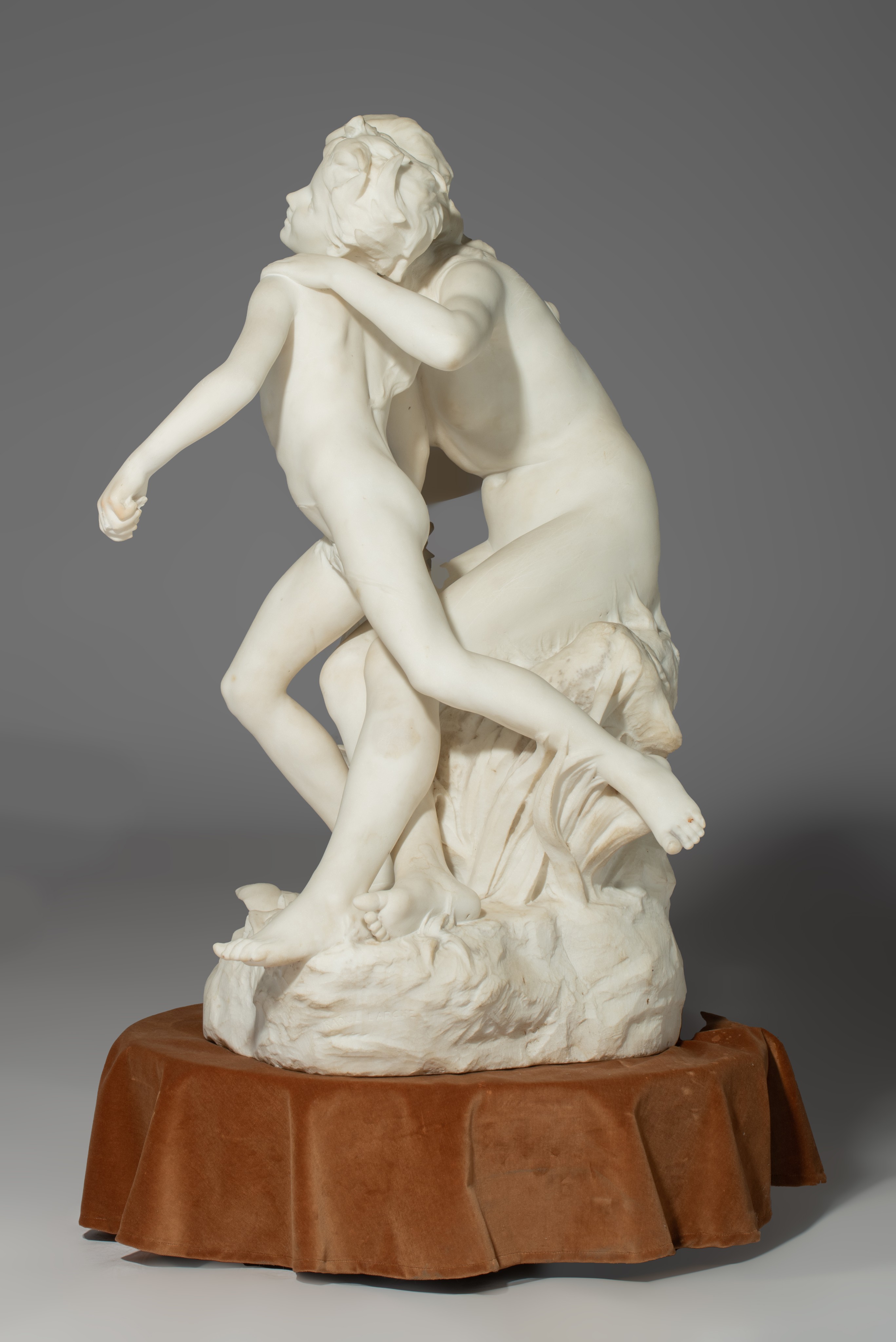 Raoul Larche (1860-1912), 'La Prairie et le Ruisseau', Carrara marble, H 79 cm - Image 3 of 6